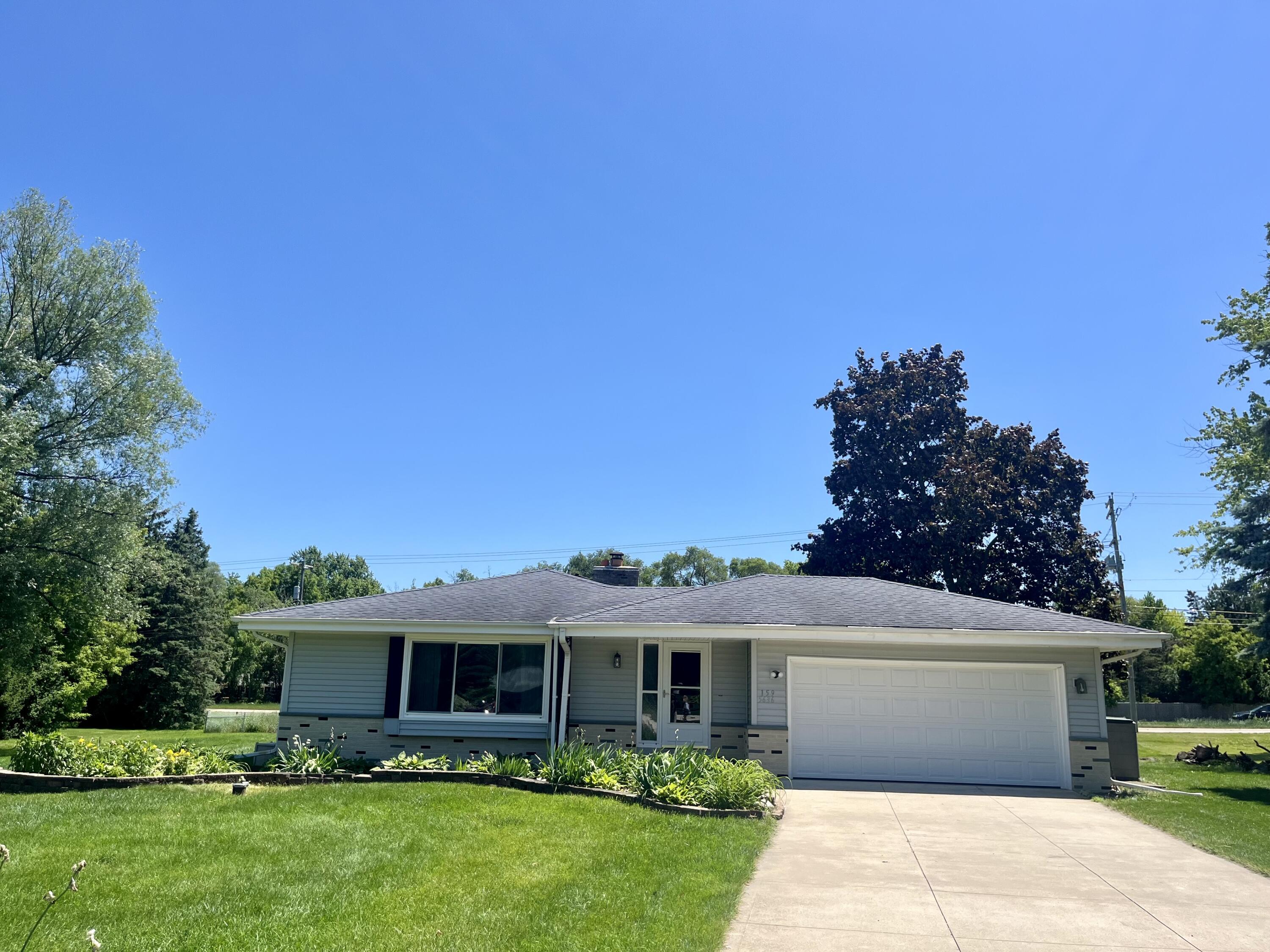 W159N5636 Cindy Ct, Menomonee Falls