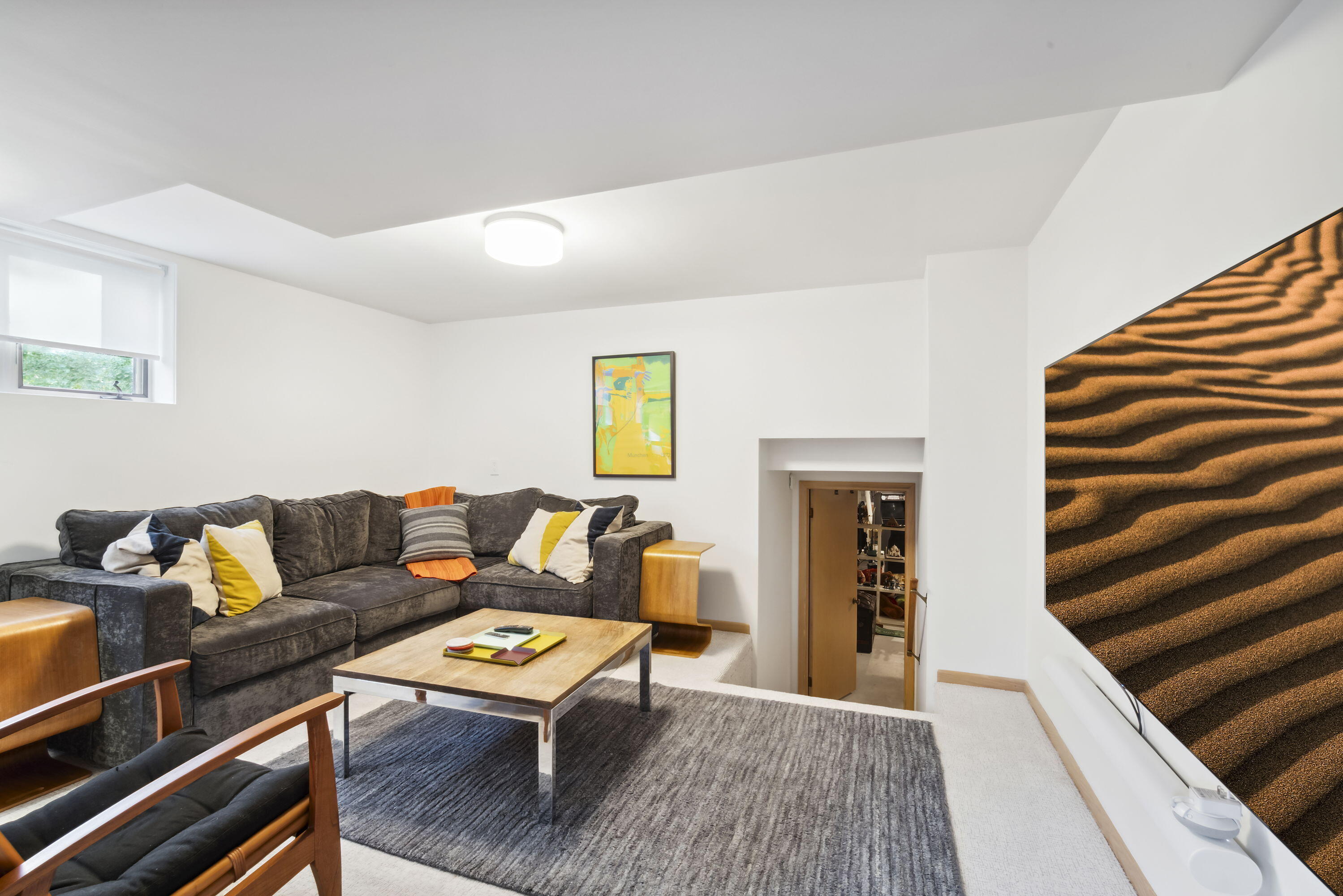 118 W Bergen Dr, Fox Point