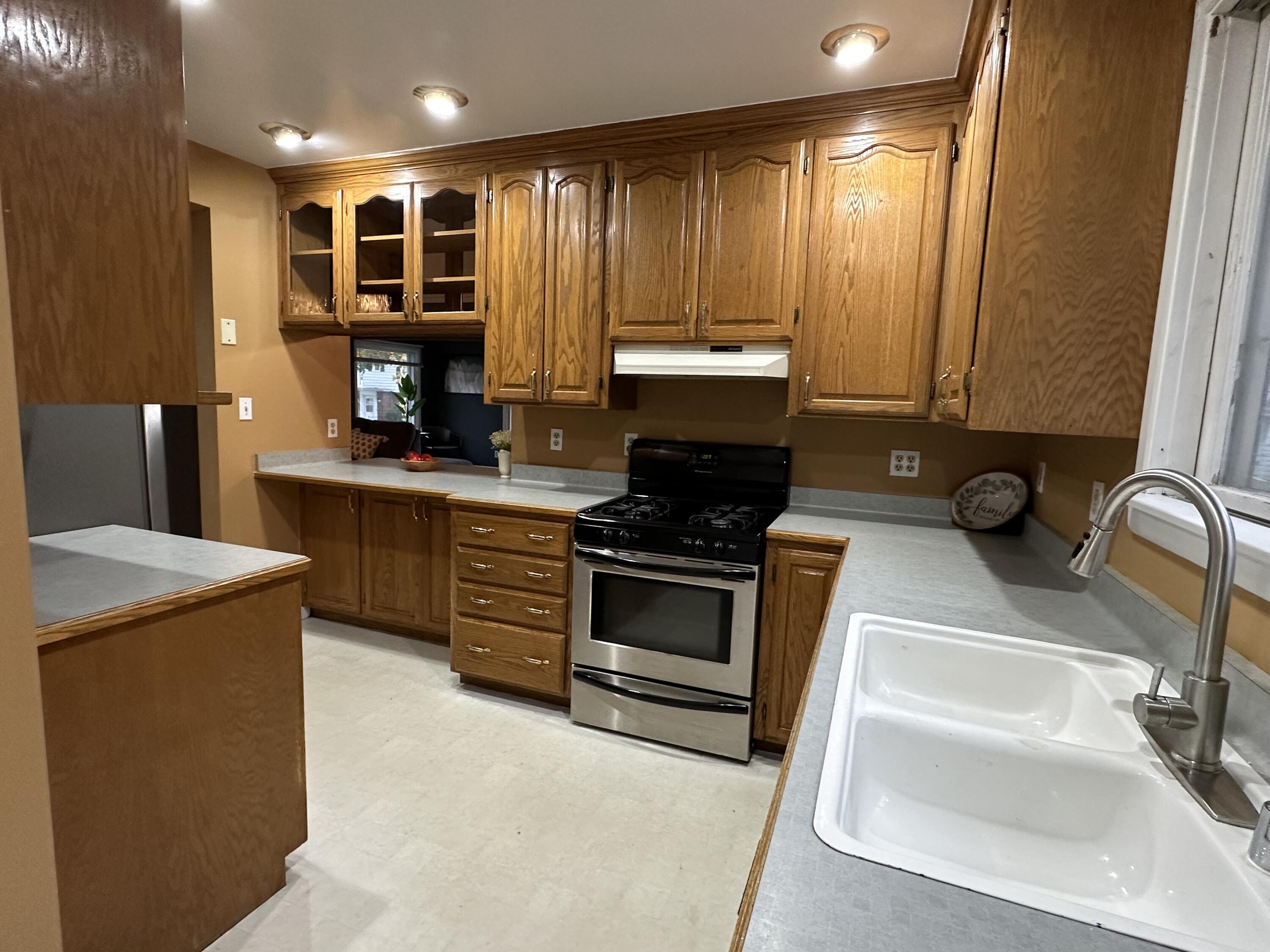 2243 N 72nd St, 2243A, Wauwatosa