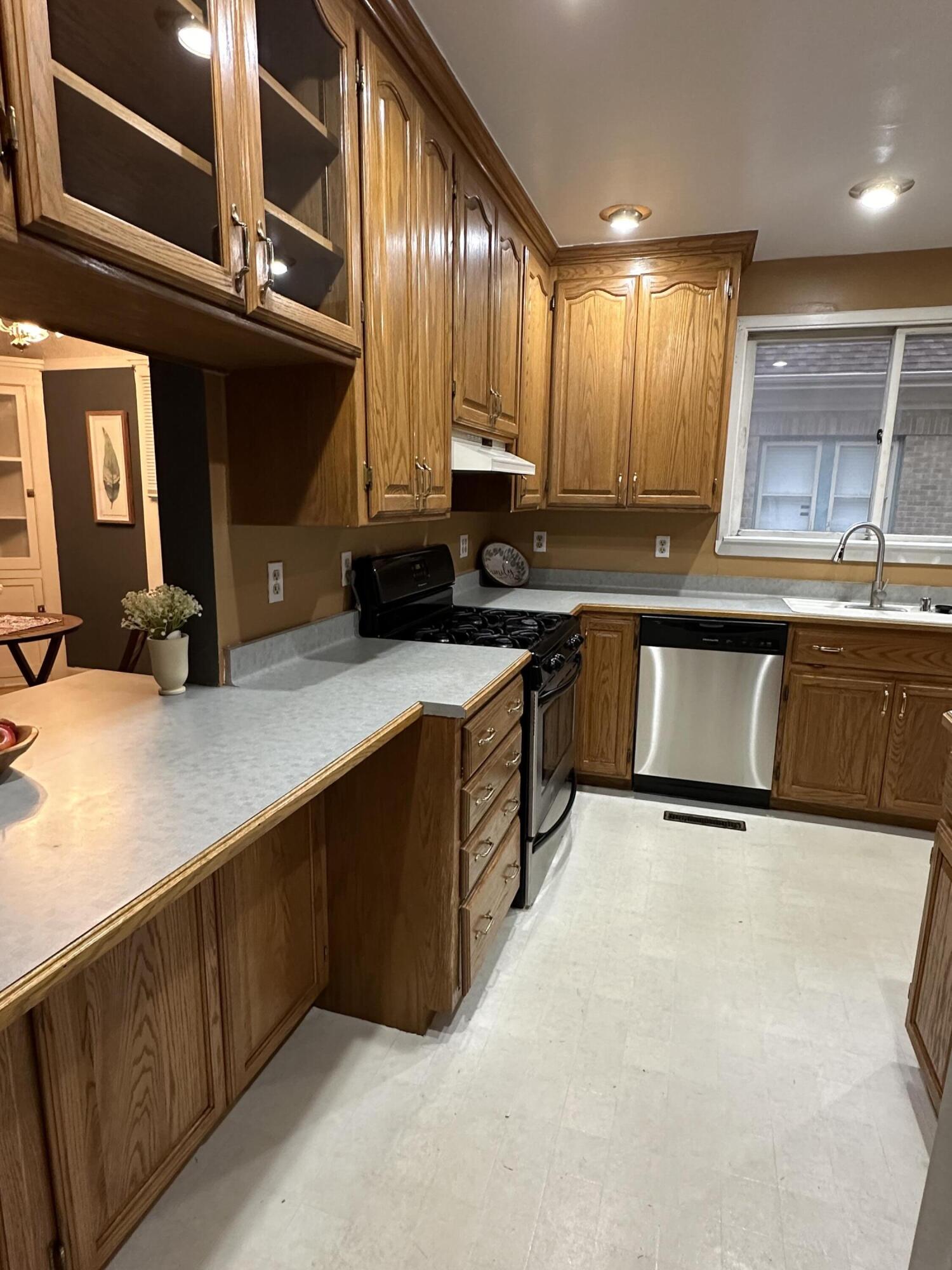 2243 N 72nd St, 2243A, Wauwatosa