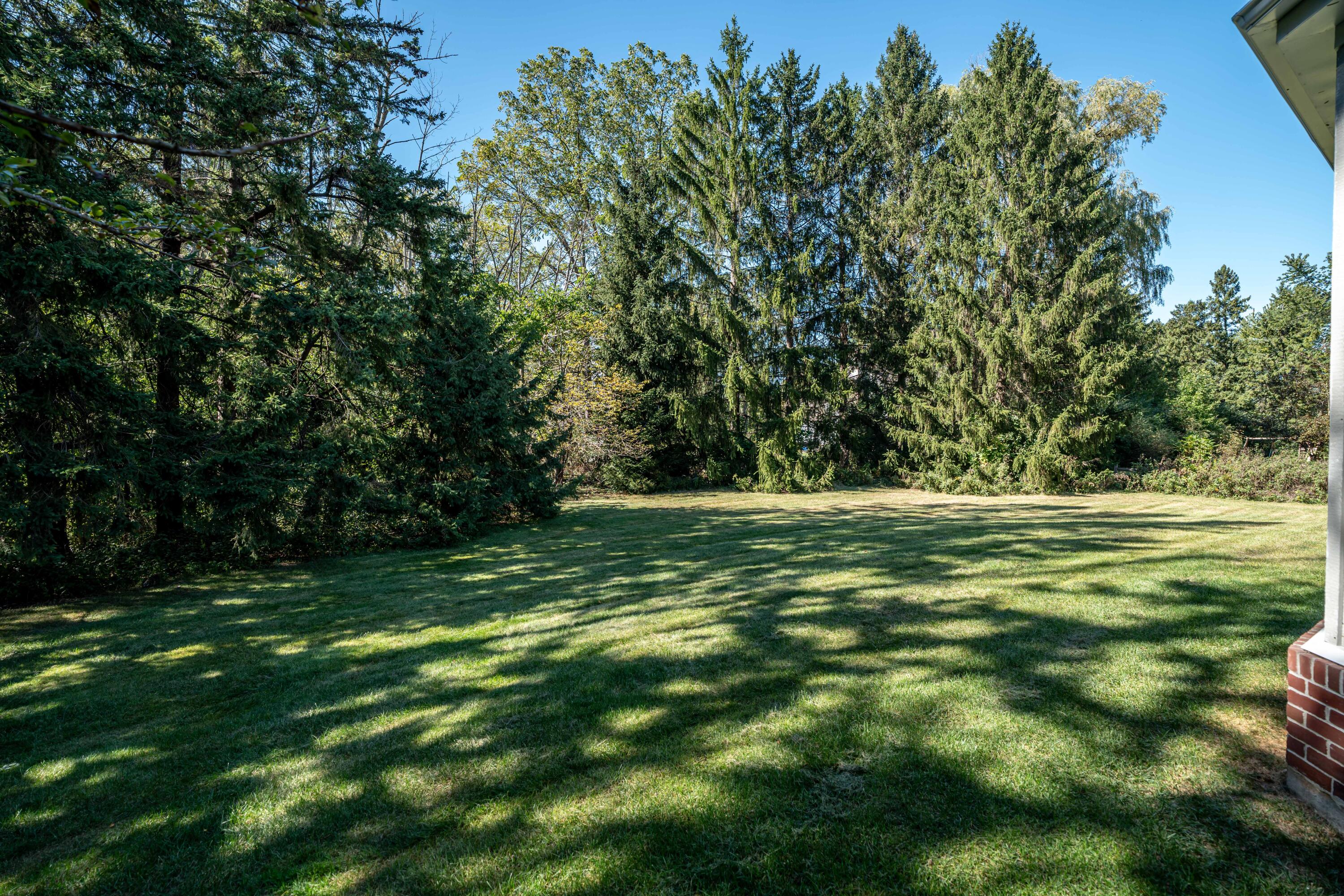 9931 N Otto Rd, Mequon