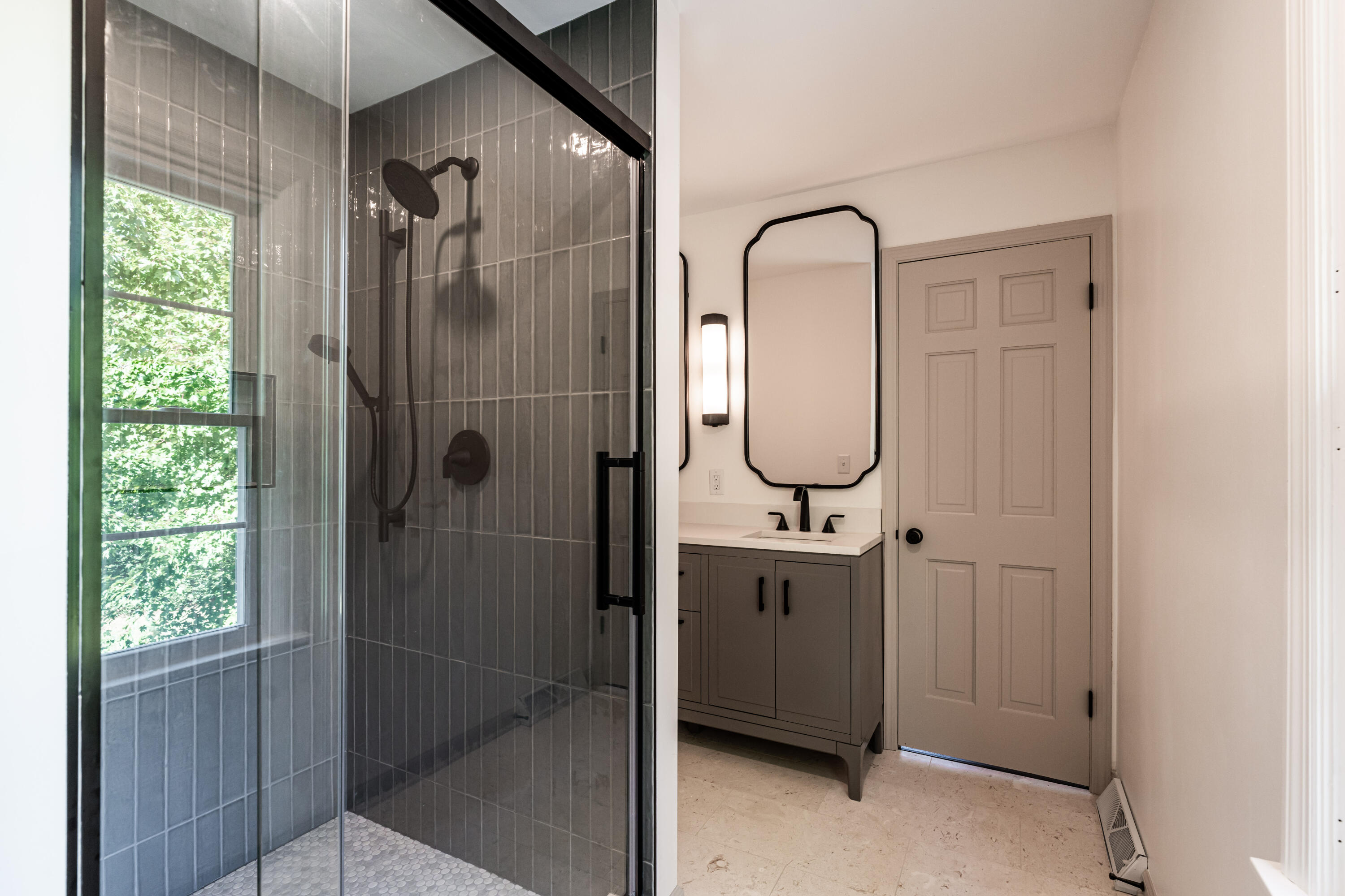 9931 N Otto Rd, Mequon
