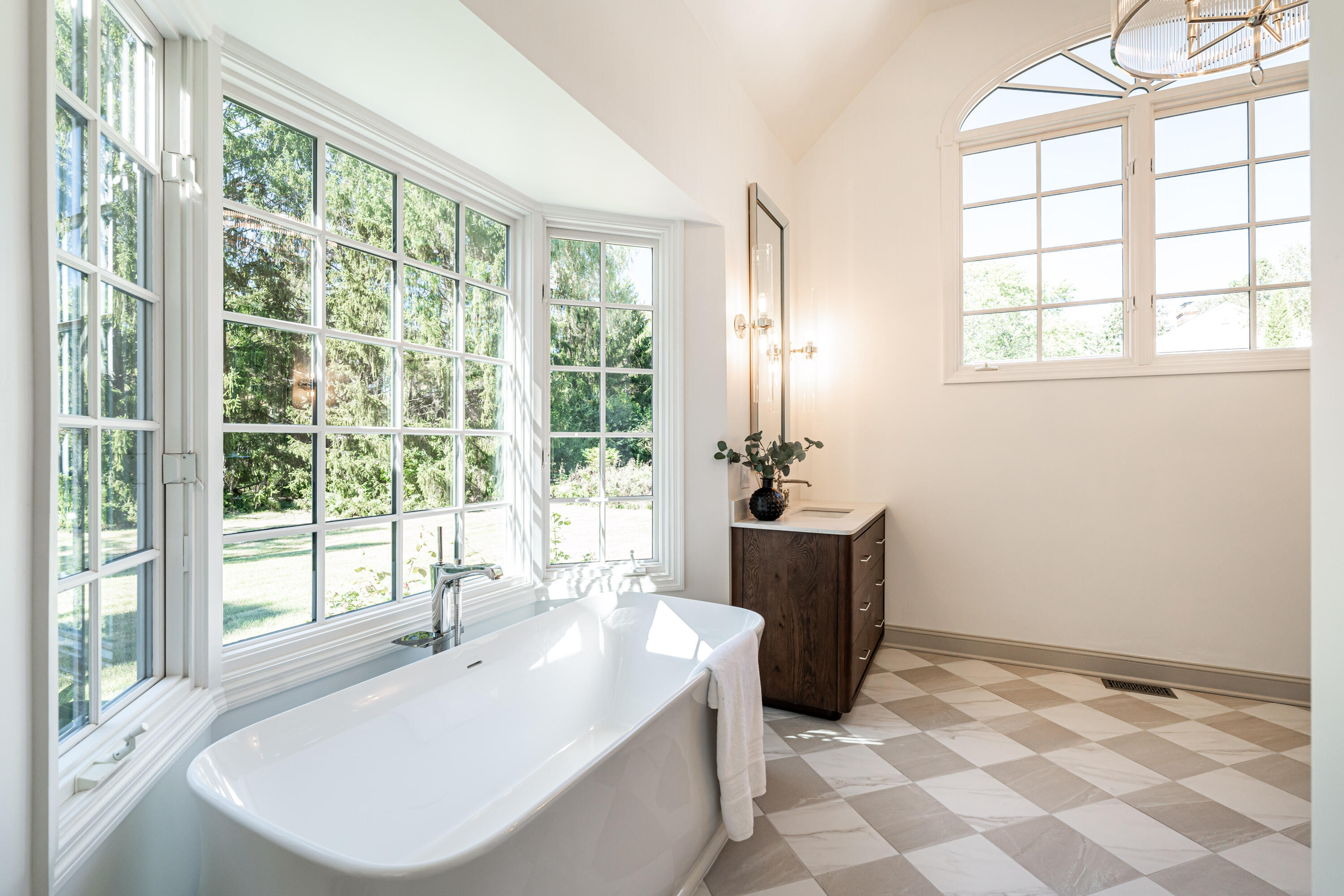 9931 N Otto Rd, Mequon