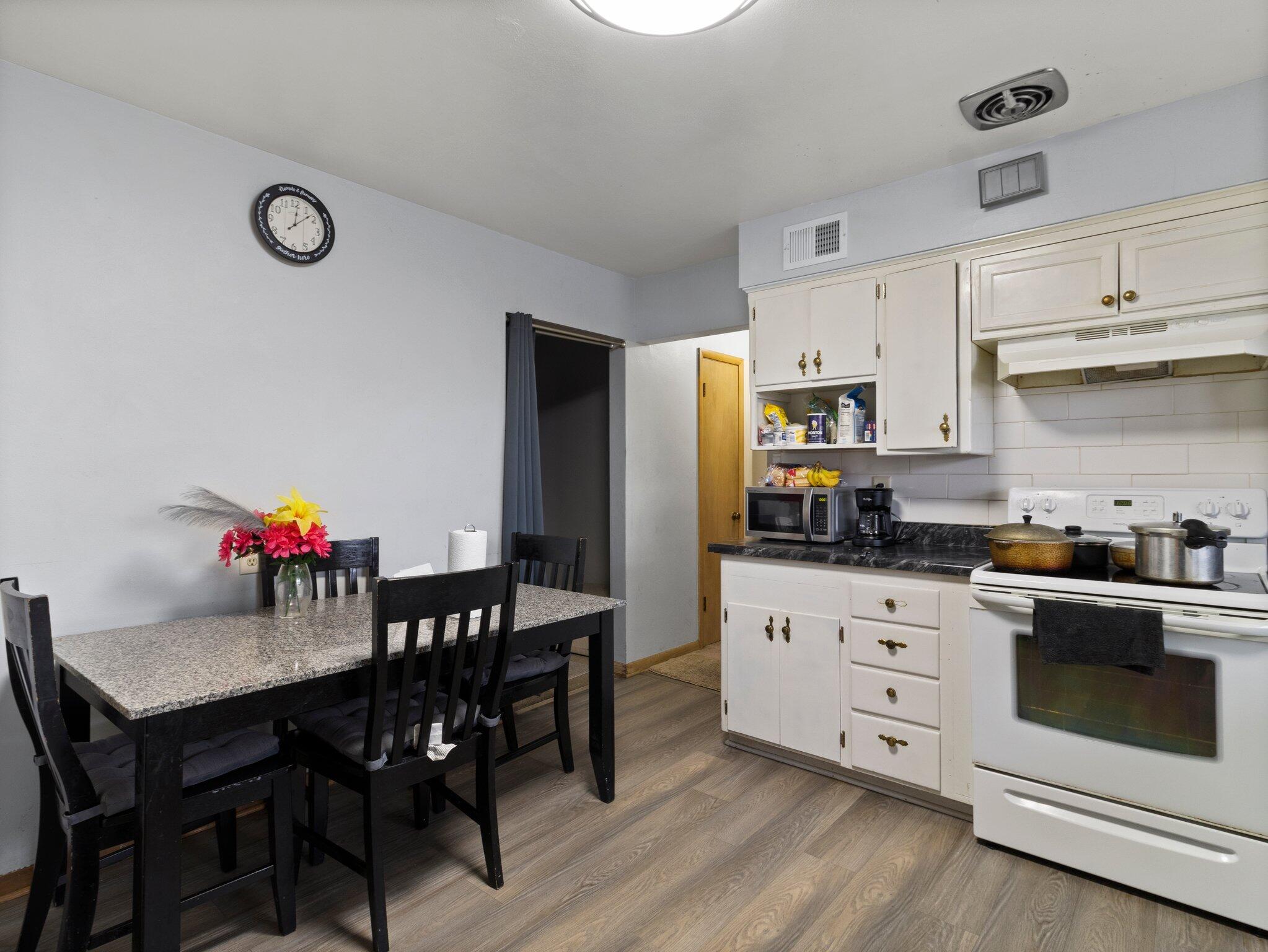 3234 S 76th St, 3236, Milwaukee