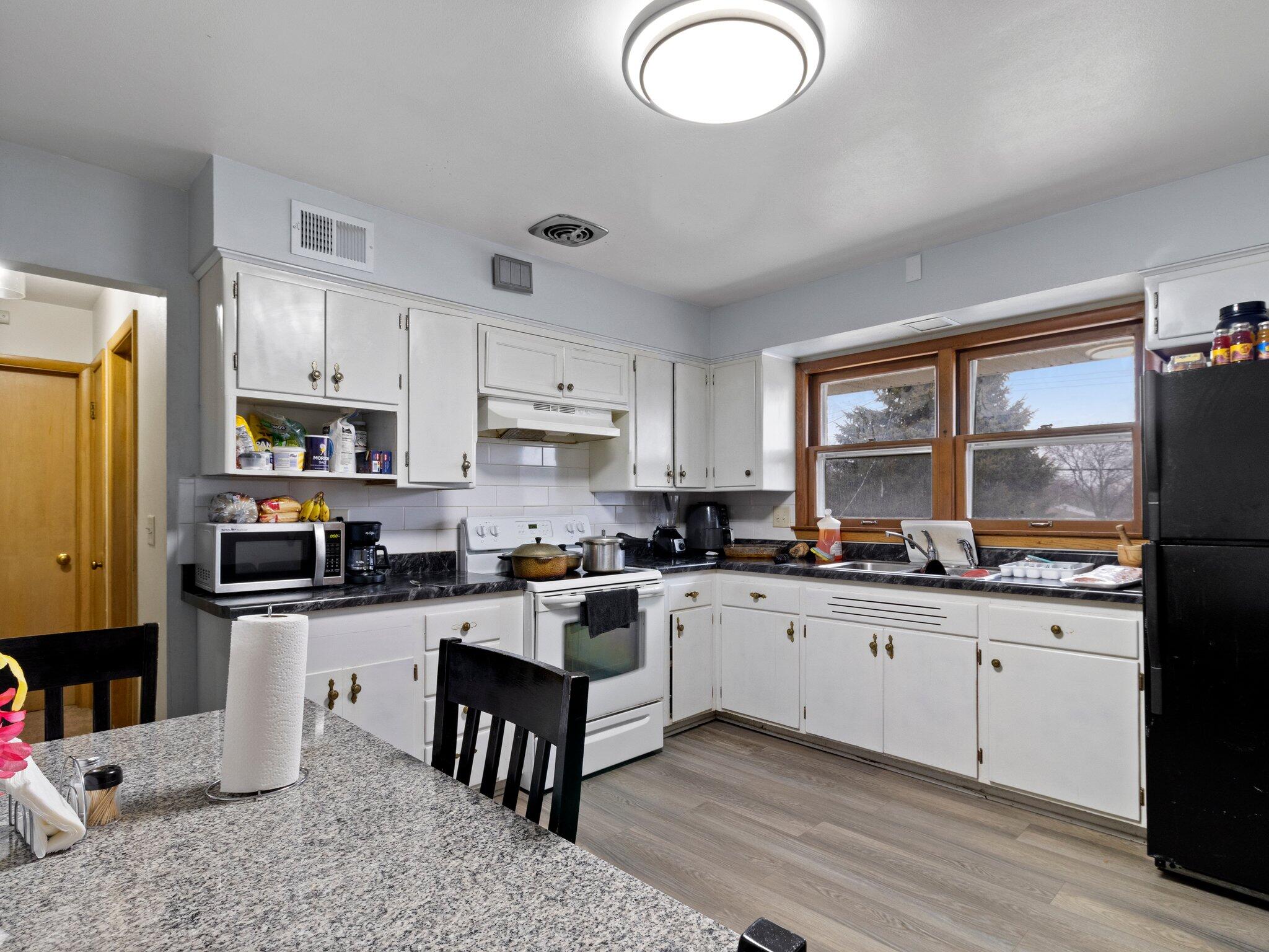 3234 S 76th St, 3236, Milwaukee