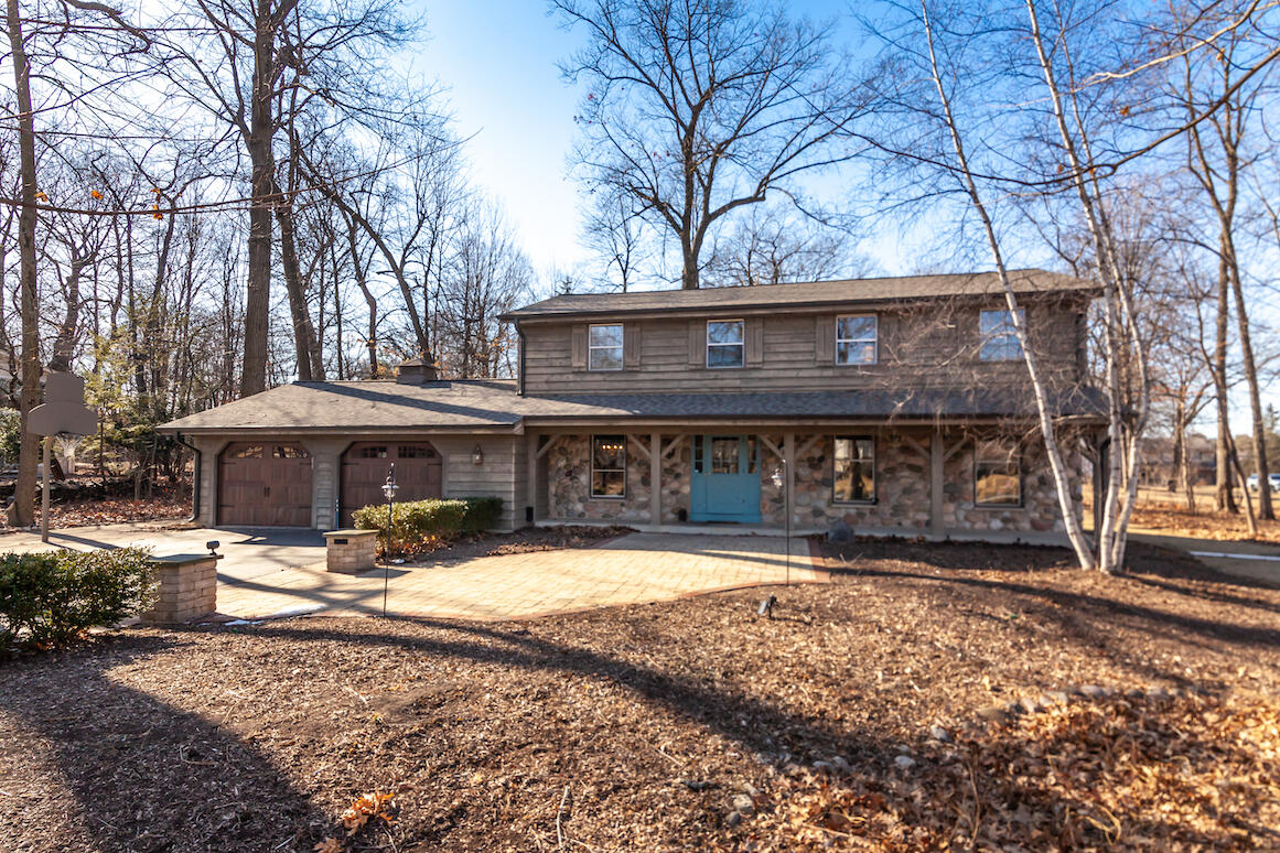 2465 Tilton Ln, Brookfield