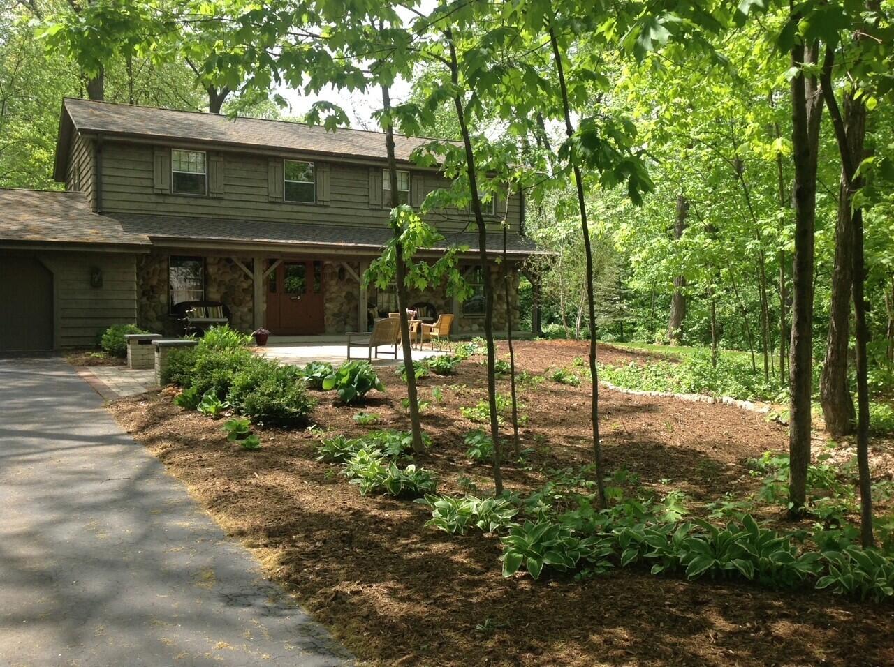 2465 Tilton Ln, Brookfield