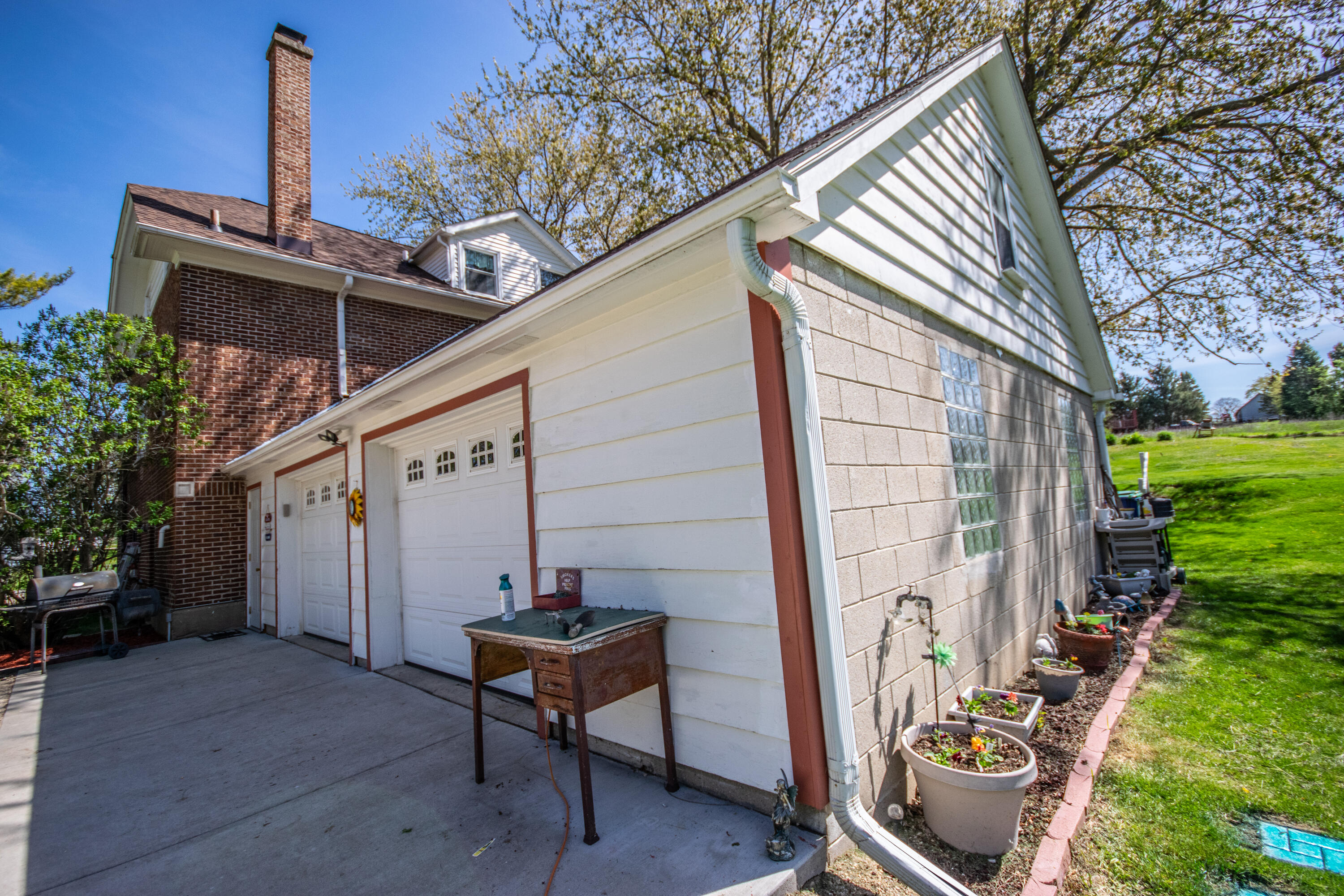 5291 Deer Rd, Addison