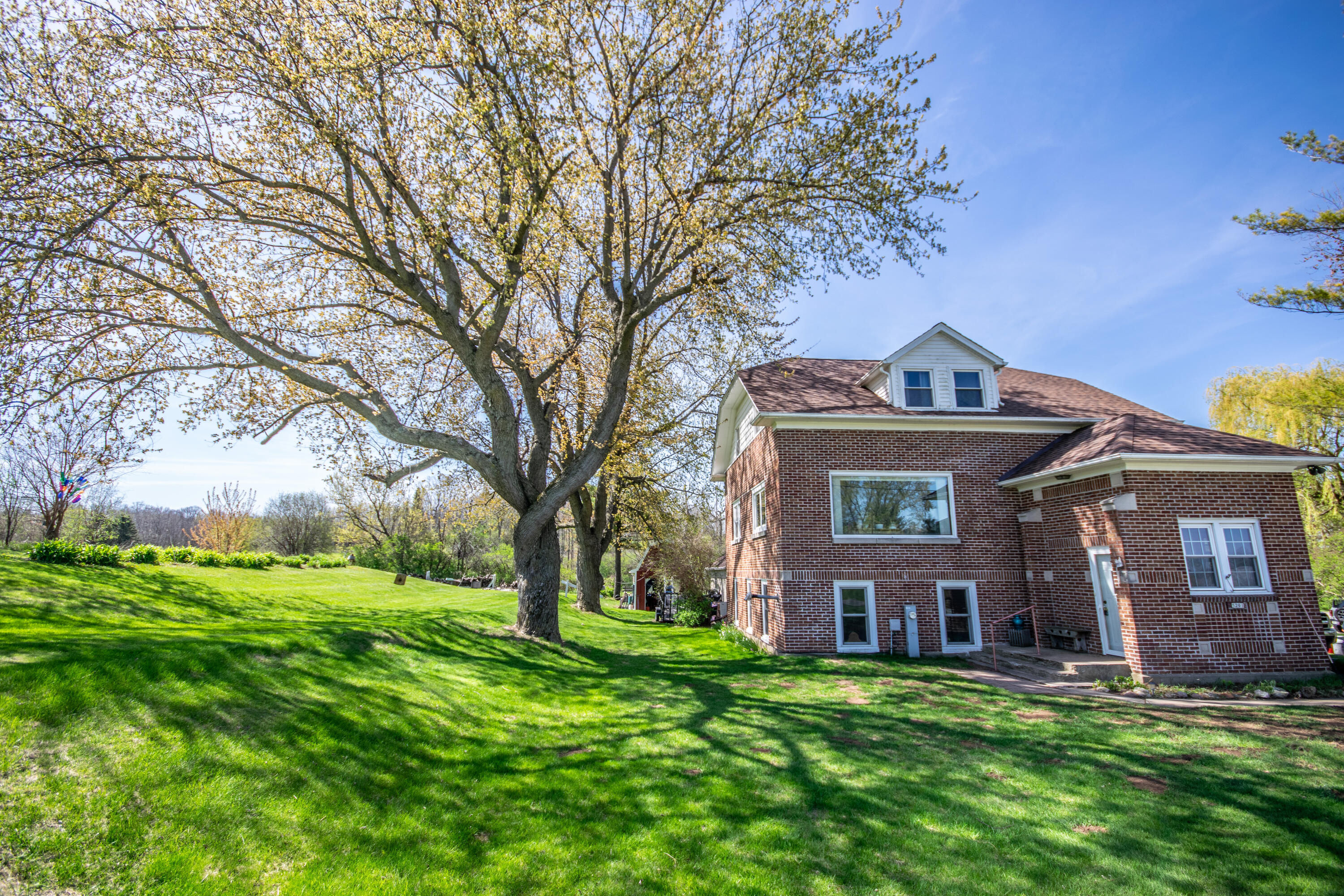 5291 Deer Rd, Addison