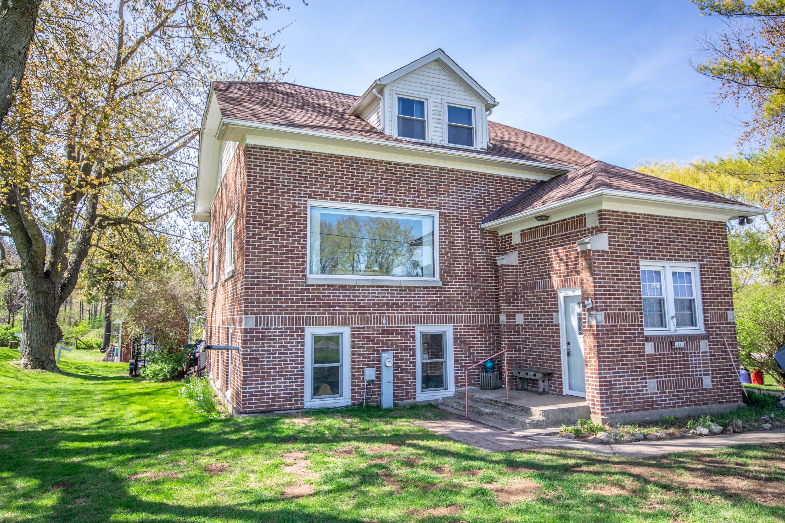 5291 Deer Rd, Addison