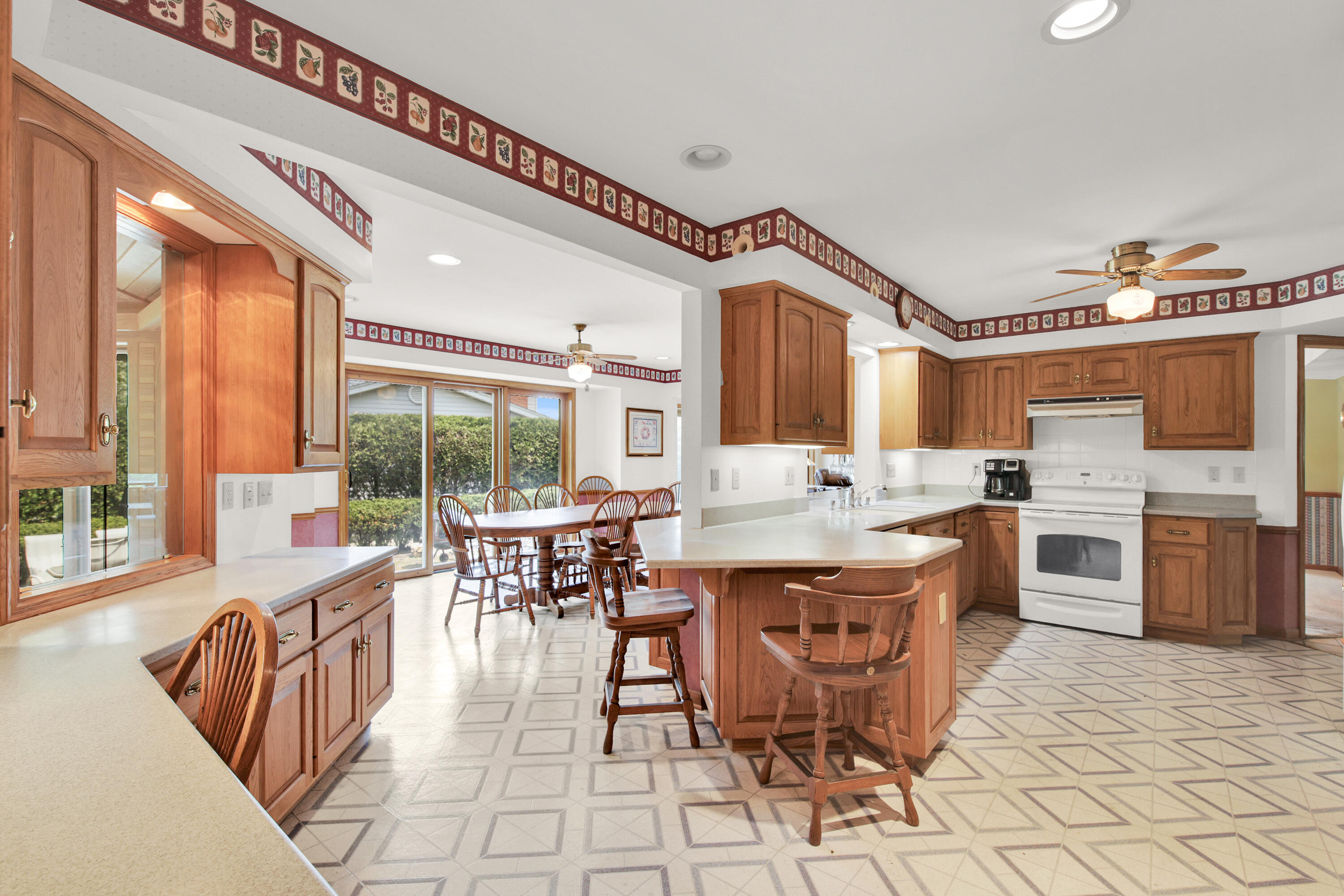 2820 N Park Dr, Wauwatosa