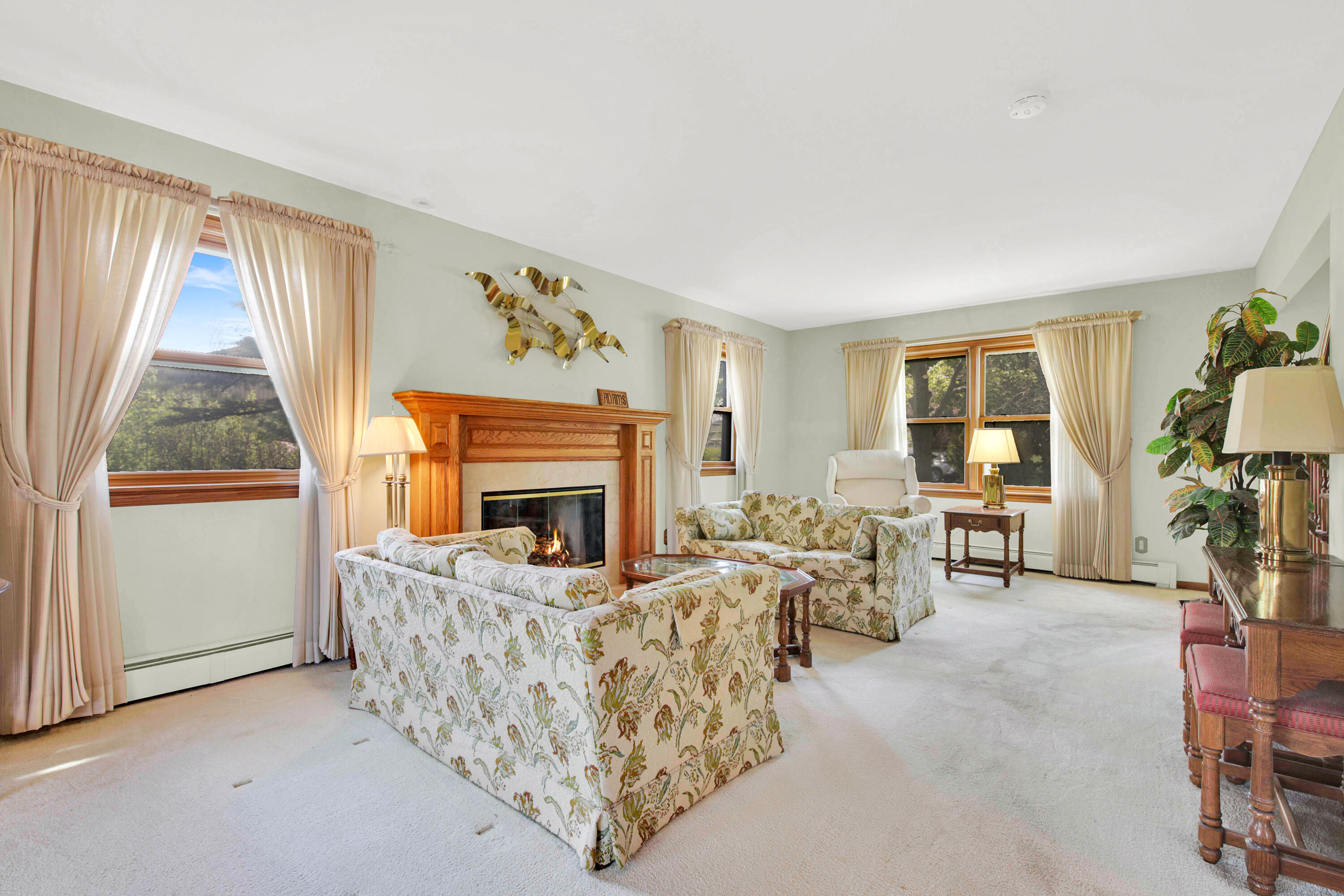 2820 N Park Dr, Wauwatosa