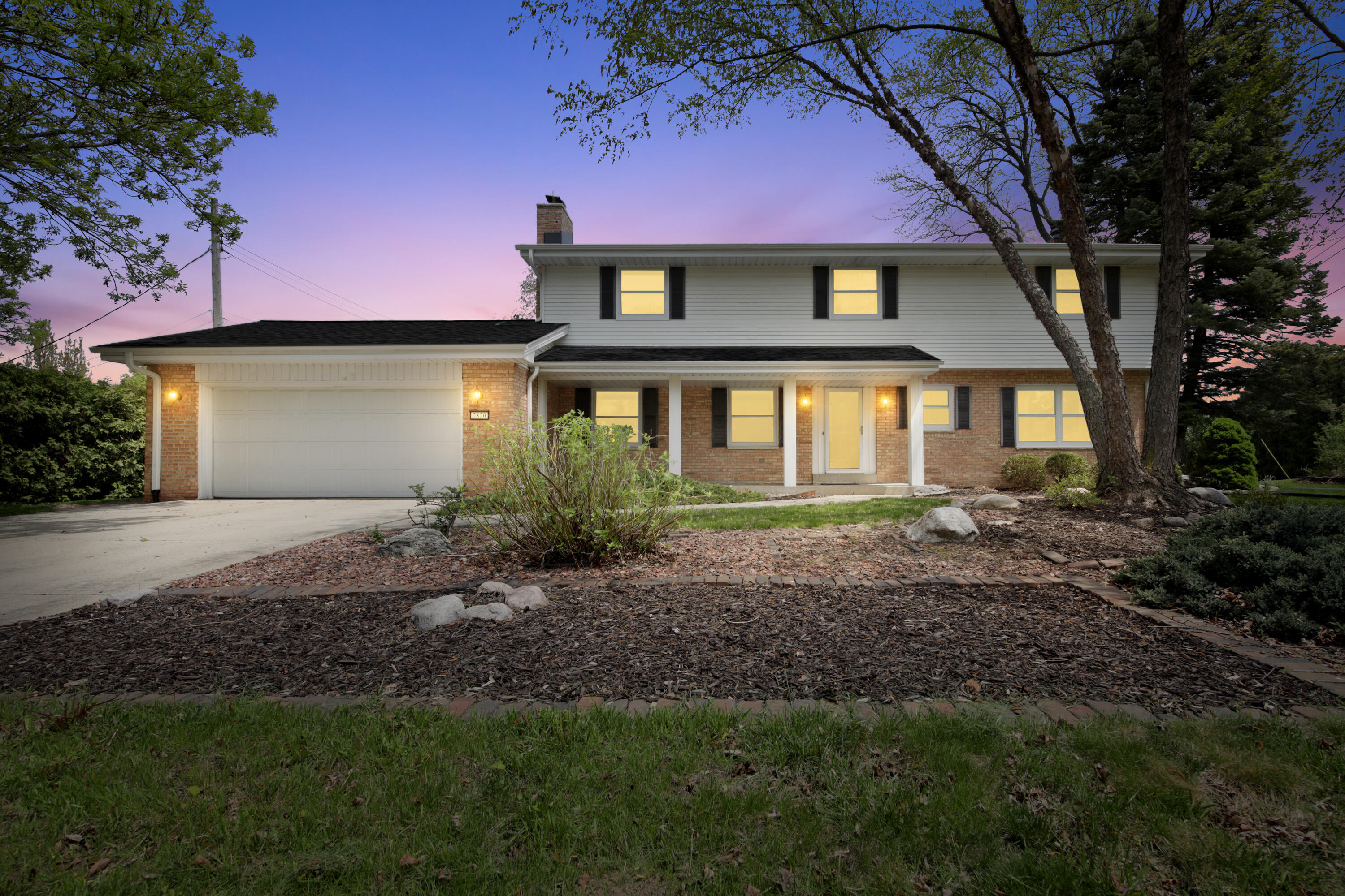 2820 N Park Dr, Wauwatosa