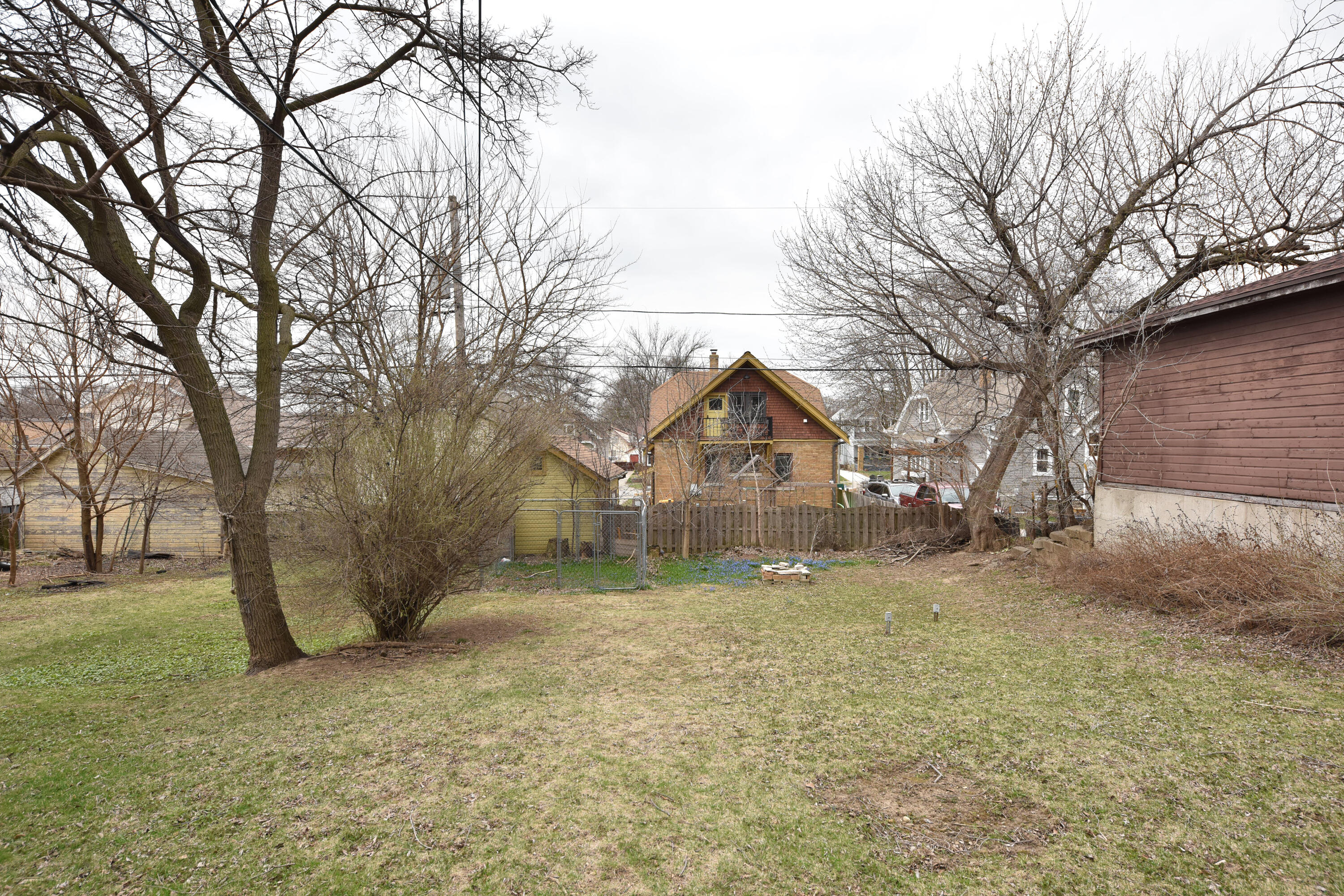 2335 N 65th St, 2337, Wauwatosa
