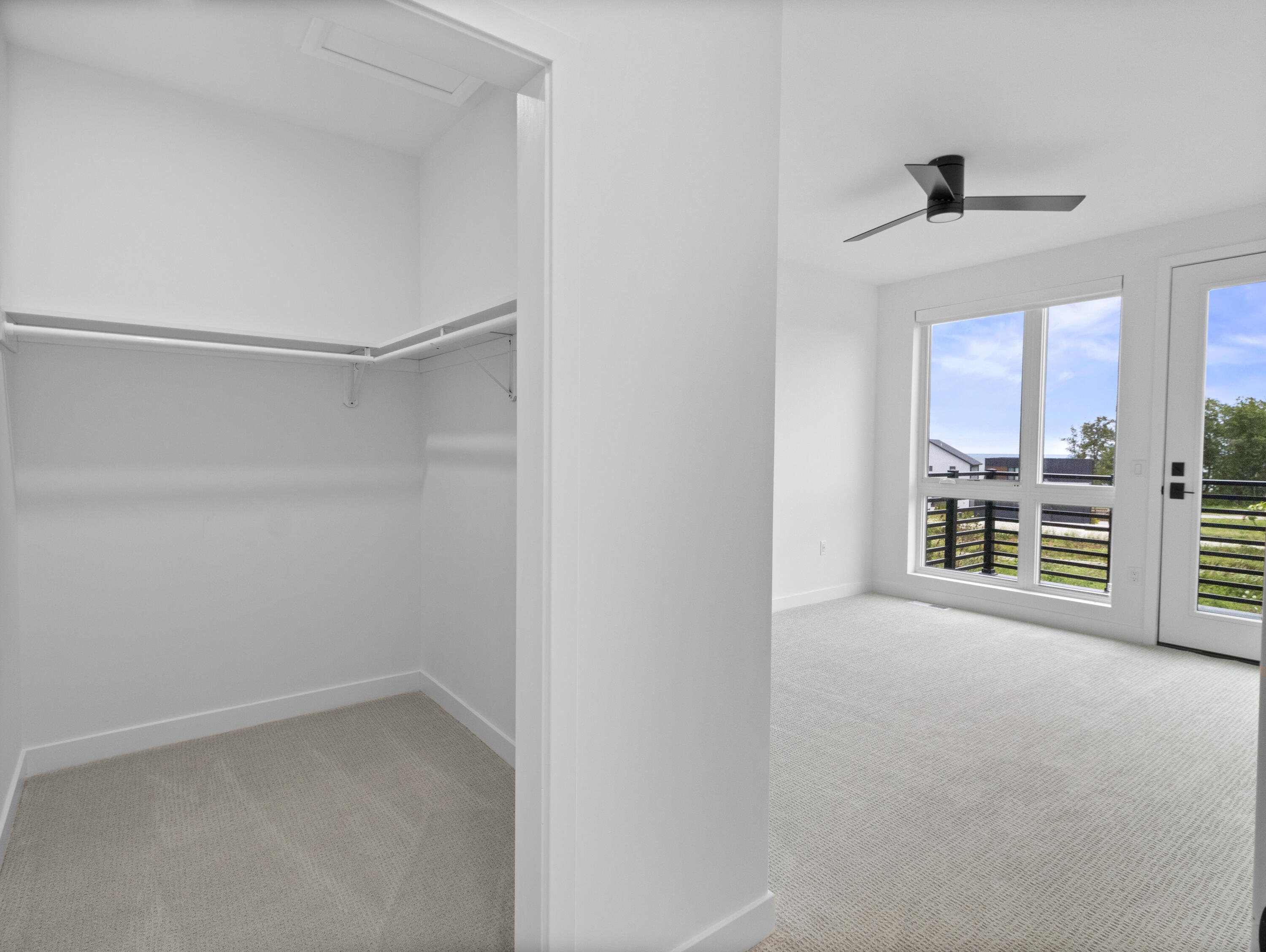 9378 S Alder Pl, 105, Oak Creek