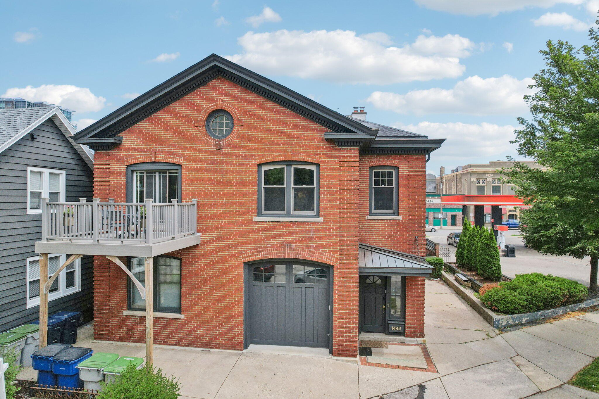 1442 N Franklin Pl, 3, Milwaukee