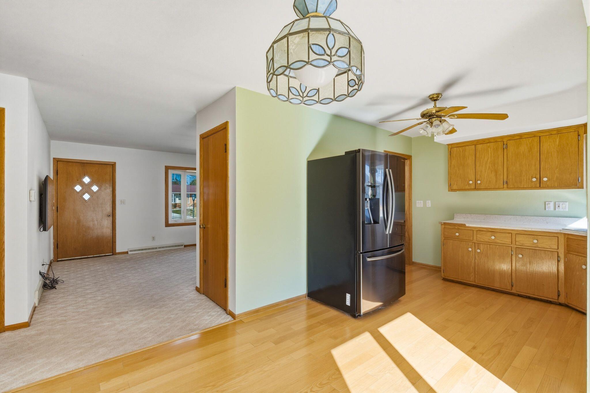 N86W18105 Summit Dr
