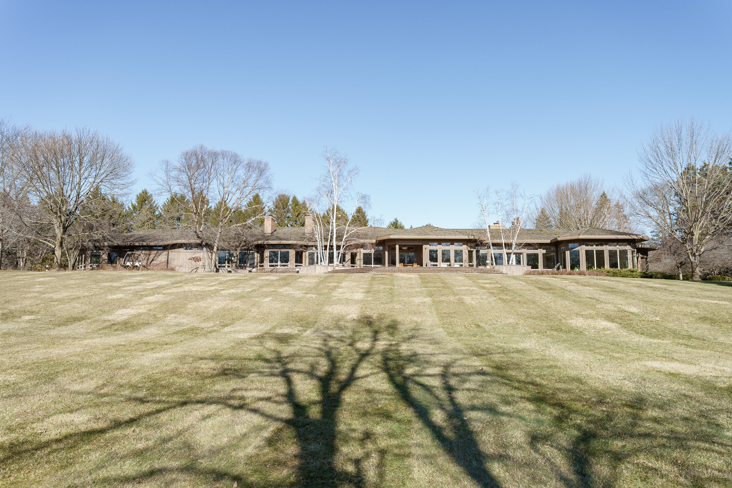8263 N River Rd, River Hills