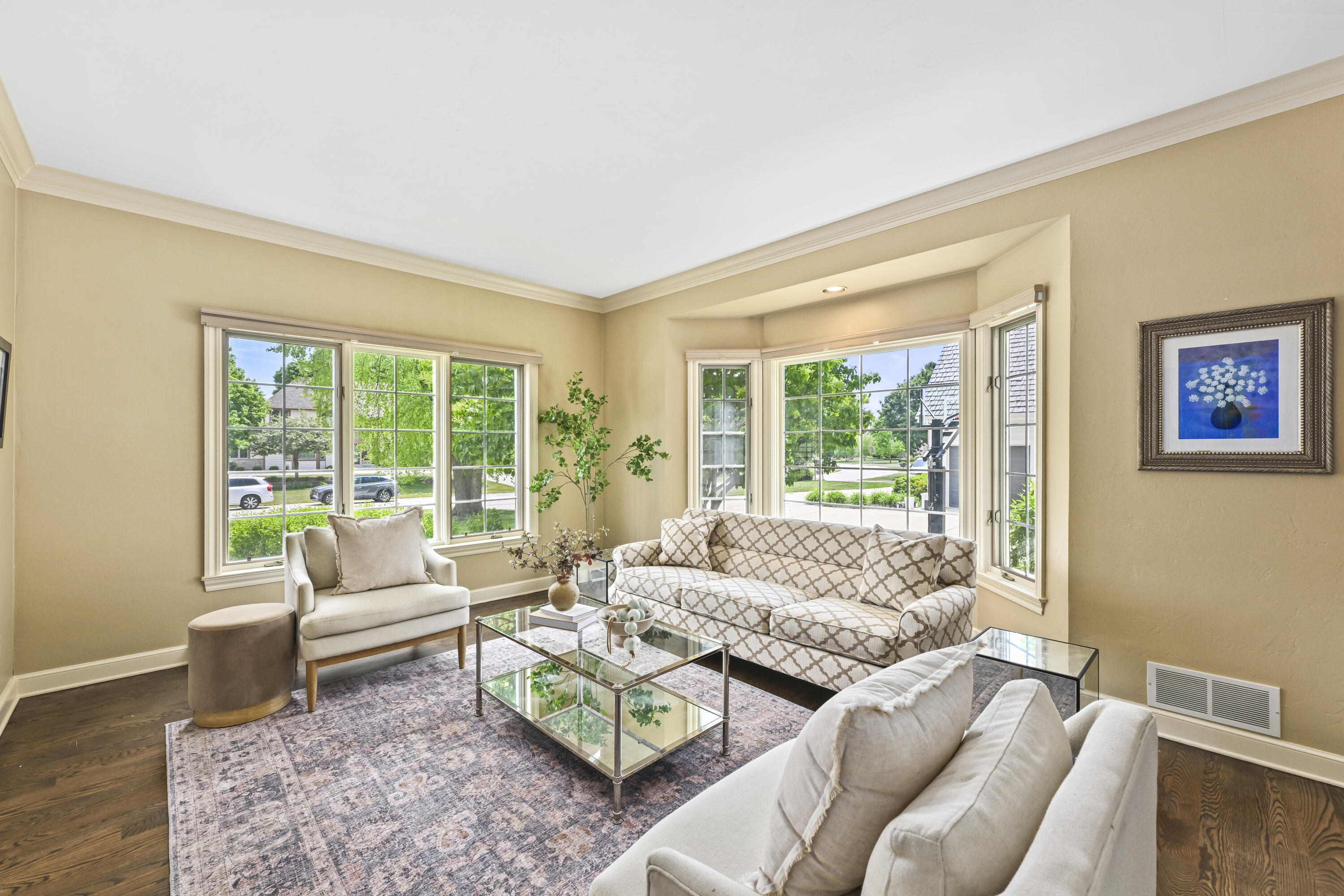 4665 Hastings Dr