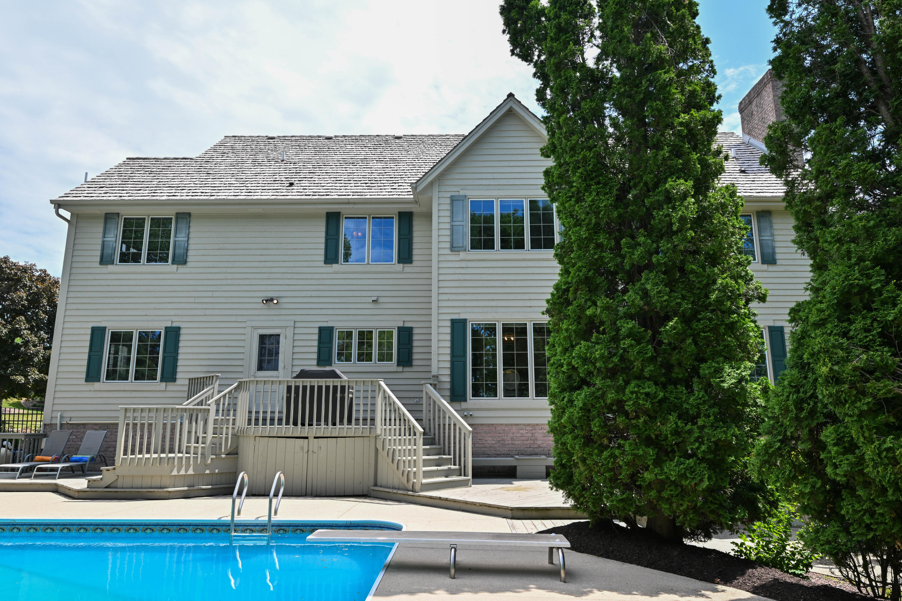 4665 Hastings Dr