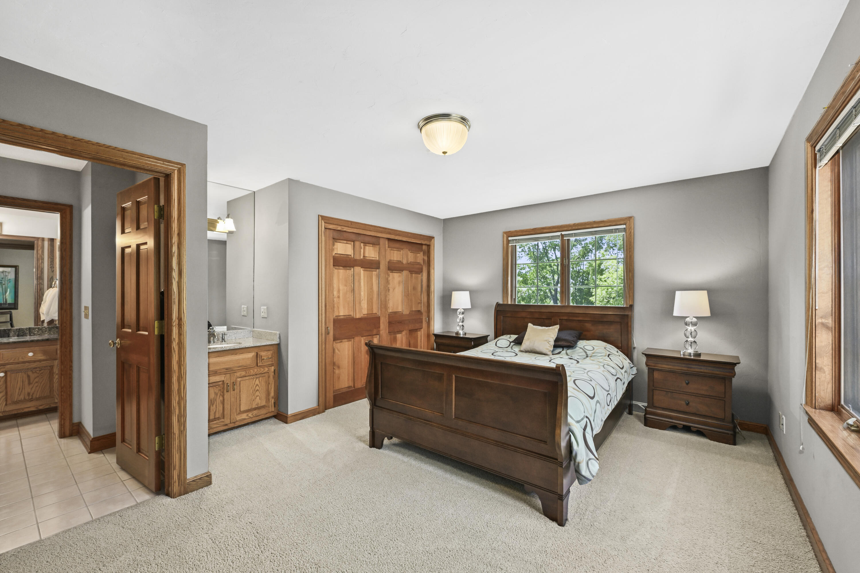 4665 Hastings Dr