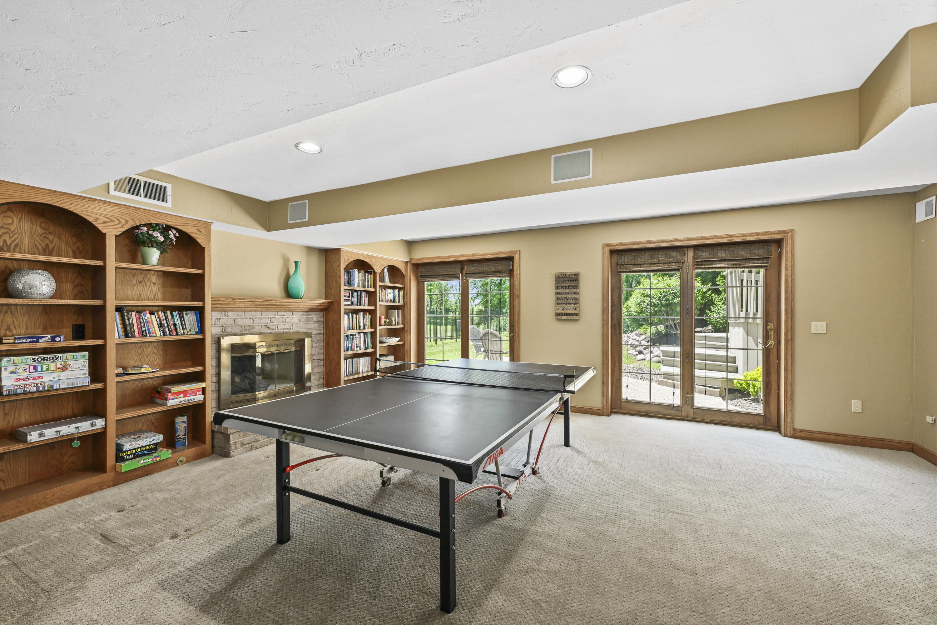 4665 Hastings Dr