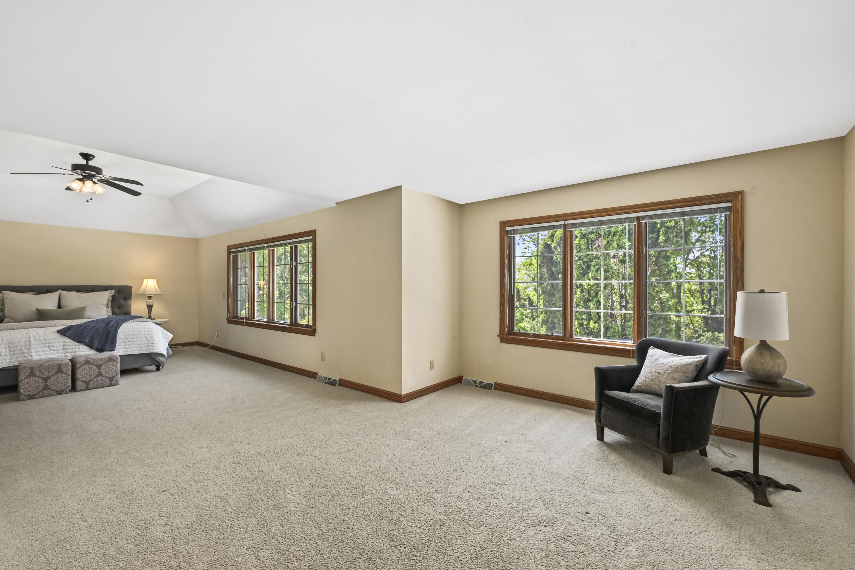 4665 Hastings Dr