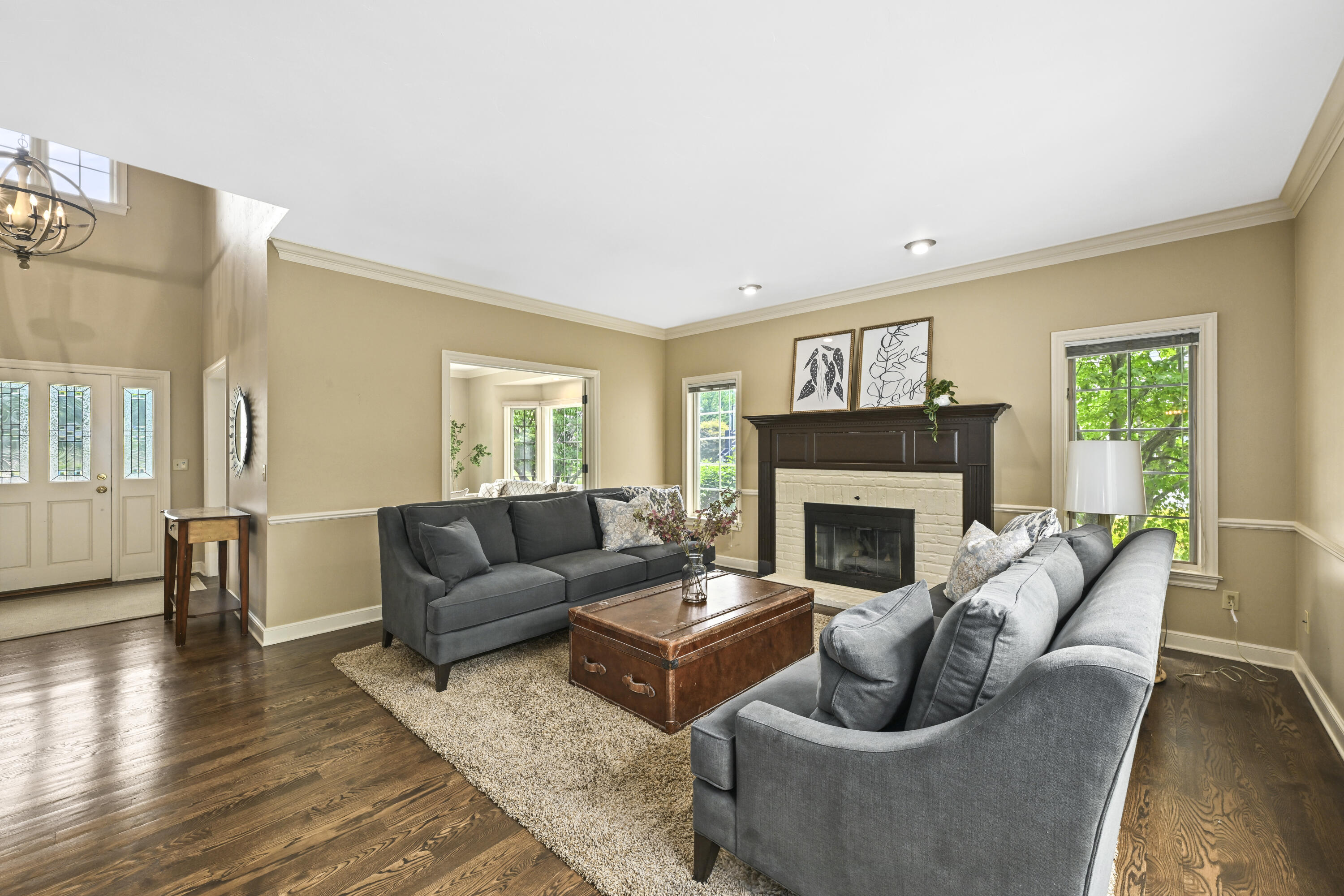 4665 Hastings Dr