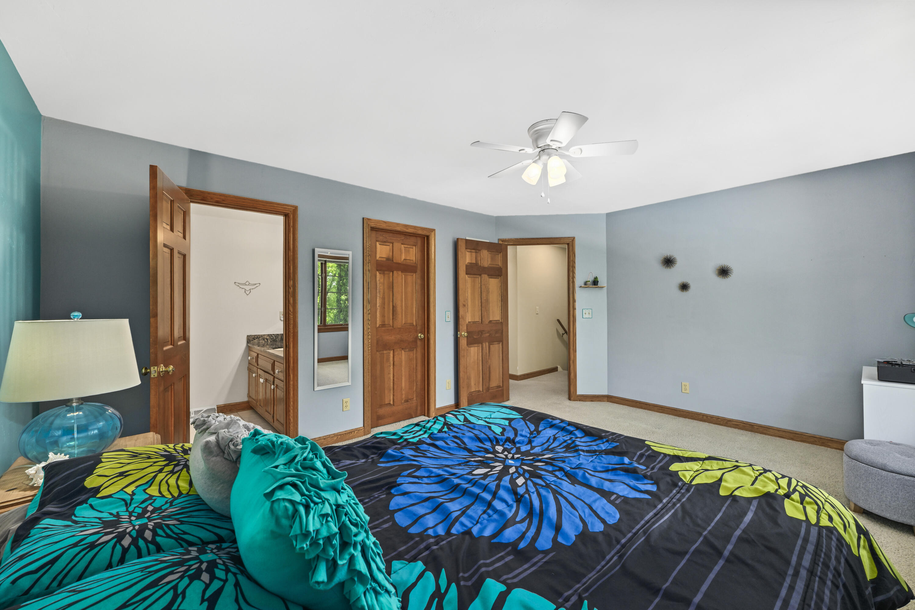4665 Hastings Dr