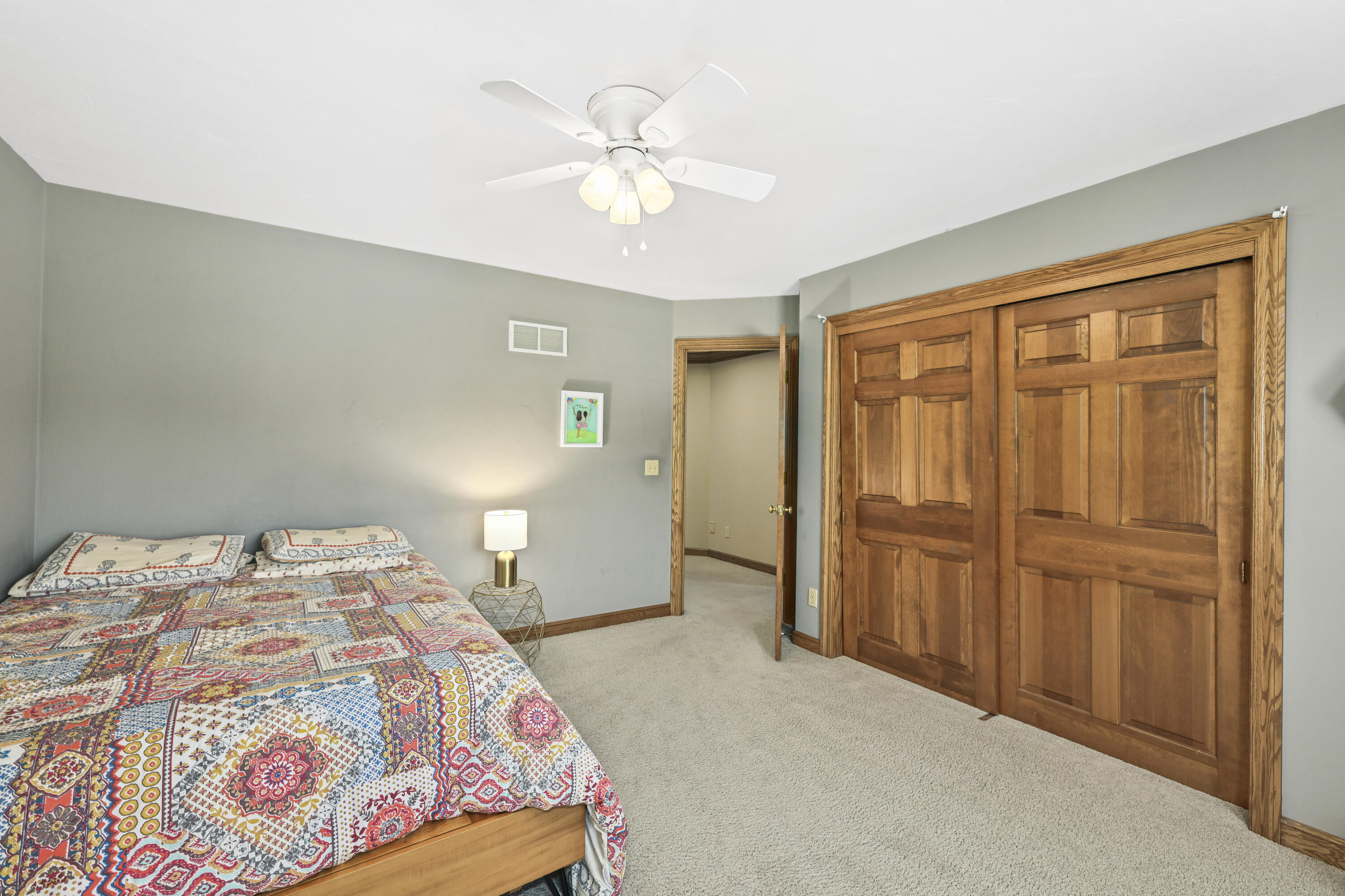 4665 Hastings Dr
