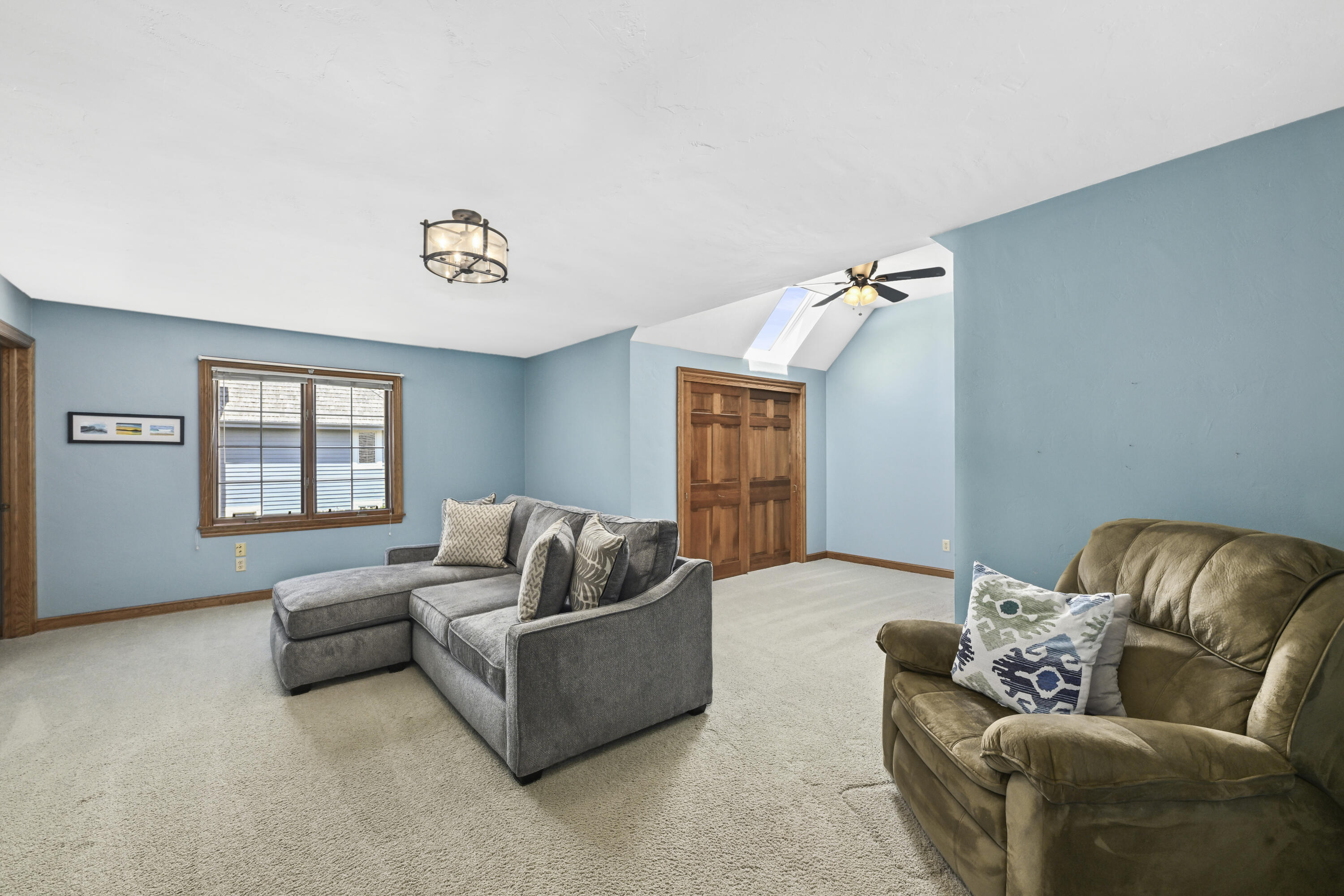 4665 Hastings Dr
