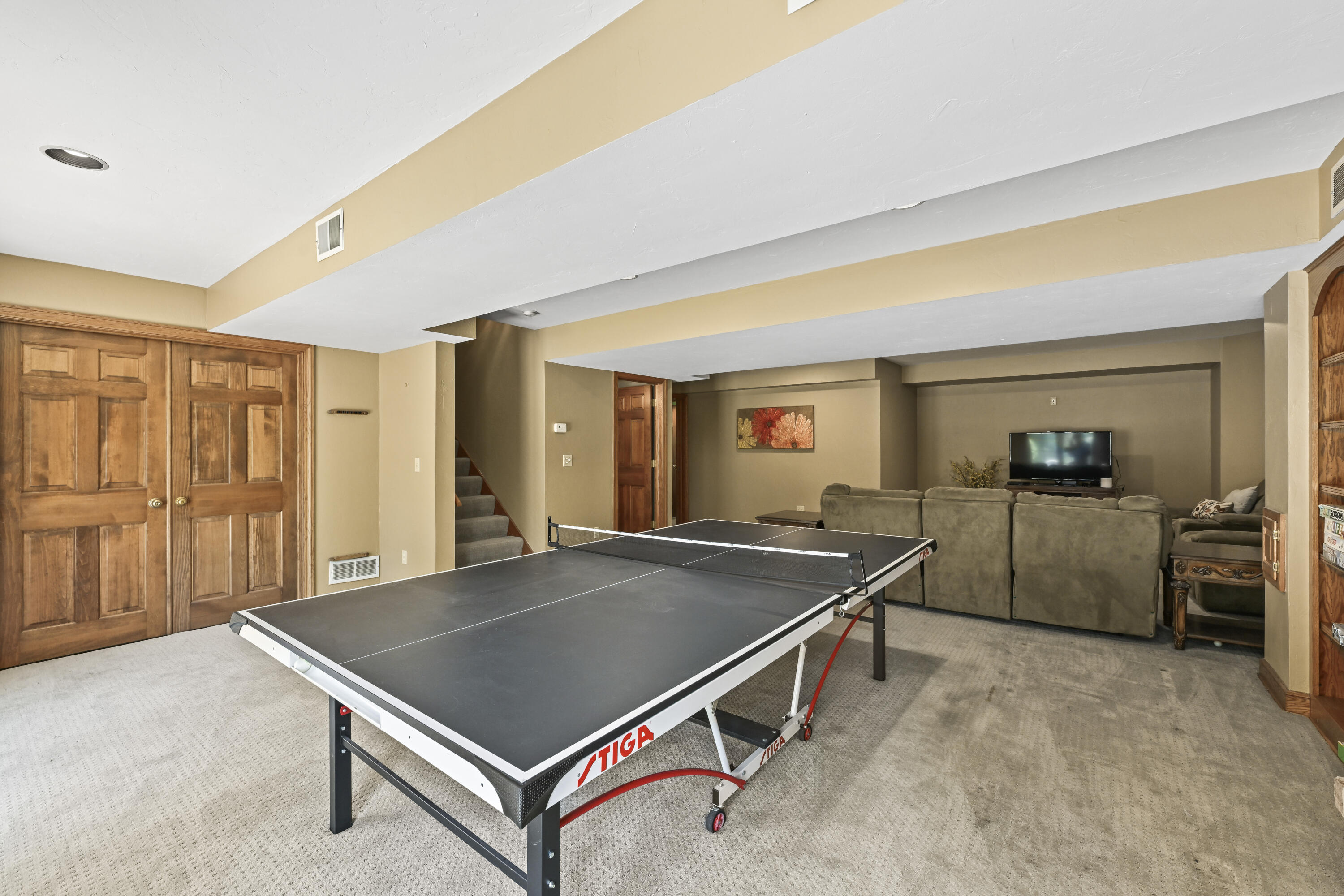 4665 Hastings Dr