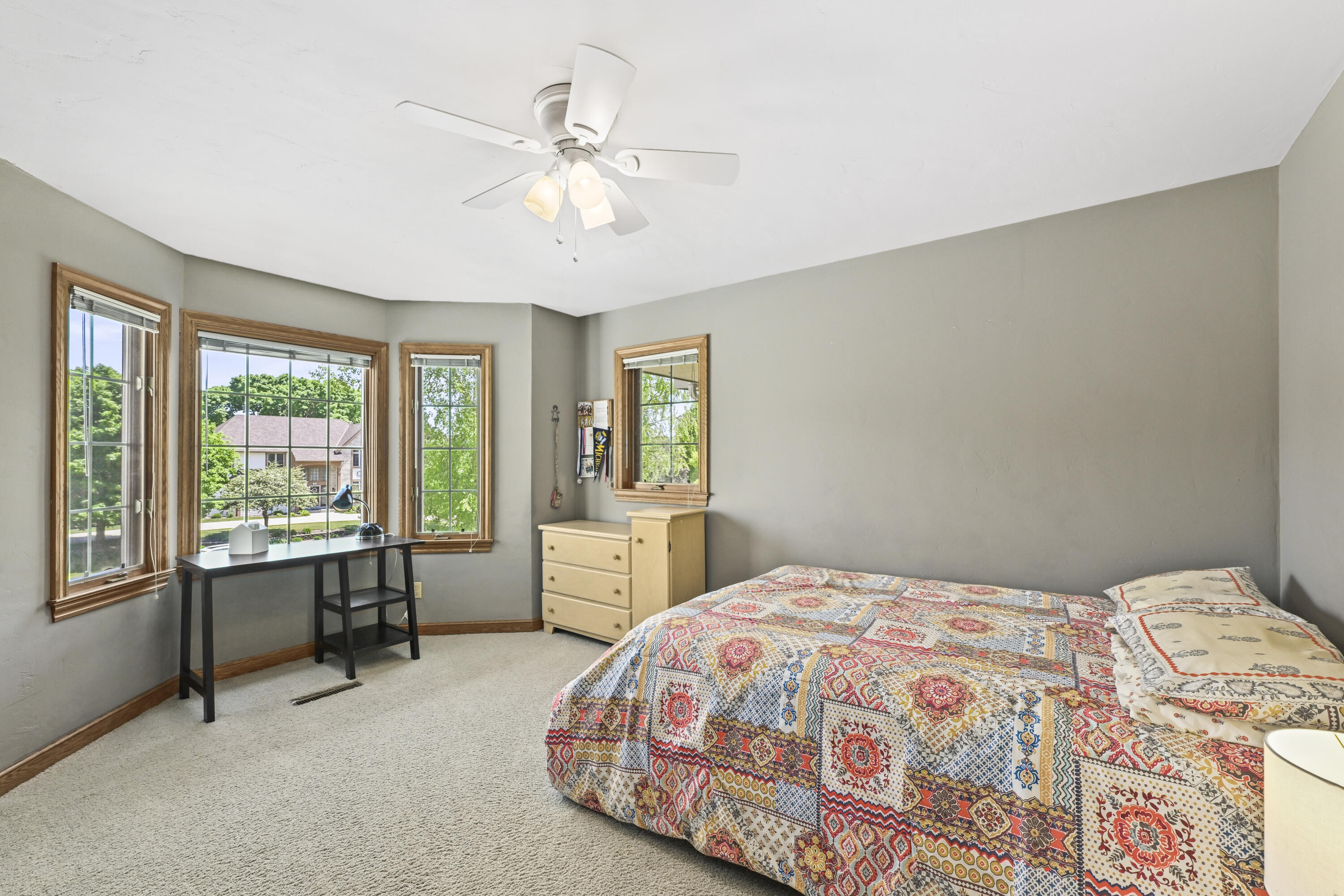 4665 Hastings Dr