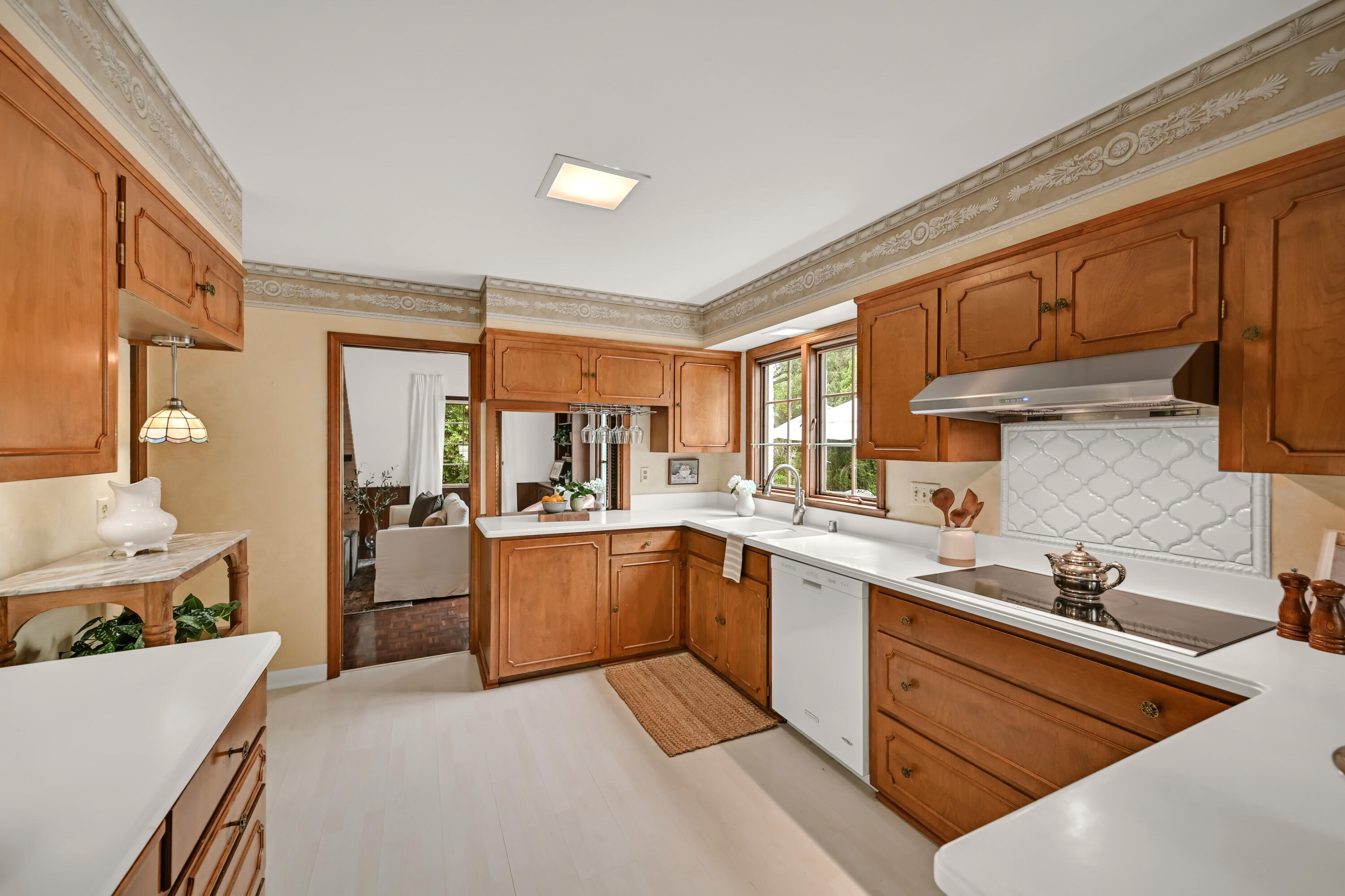 12500 Stephen Pl