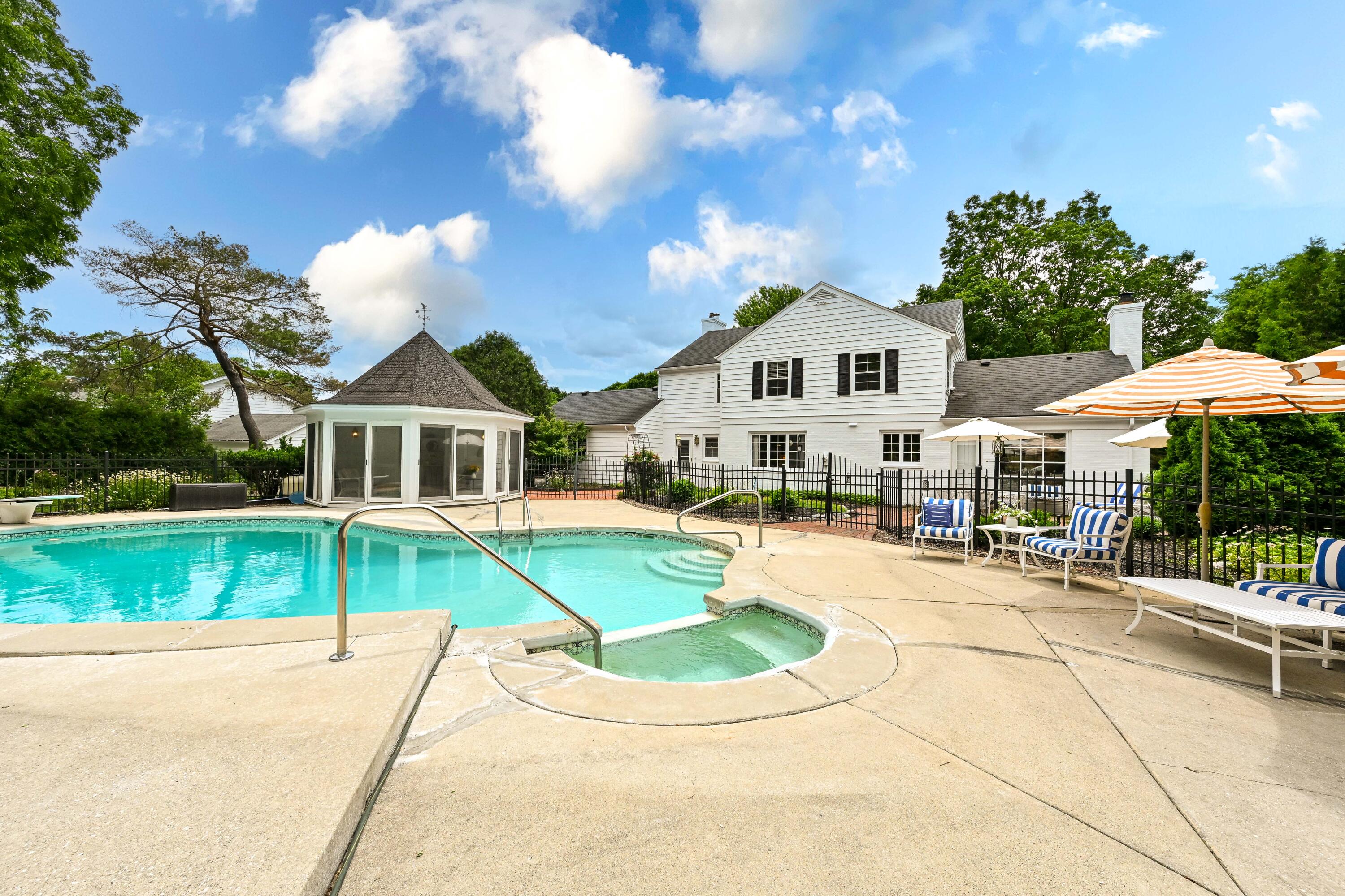 12500 Stephen Pl