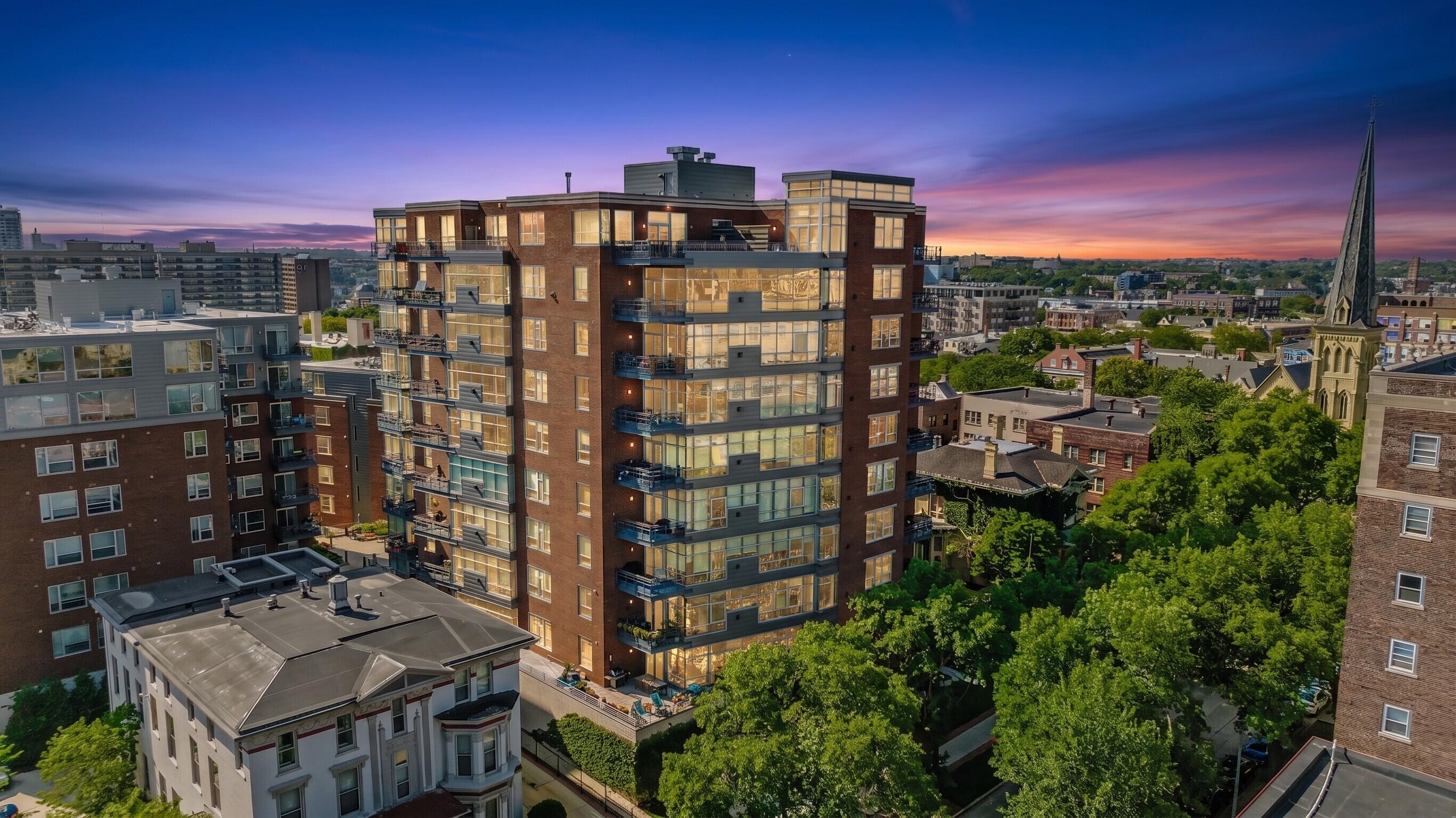 1111 N Marshall St, 501