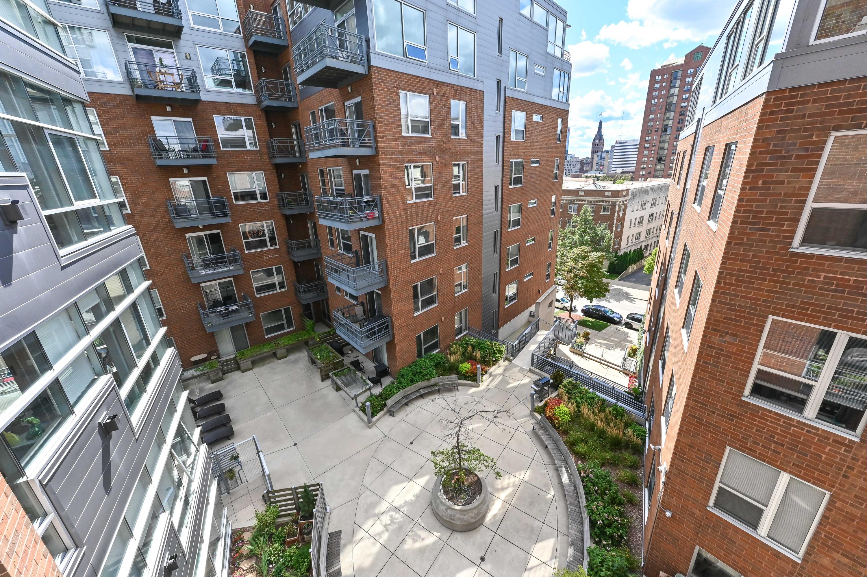 1111 N Marshall St, 501