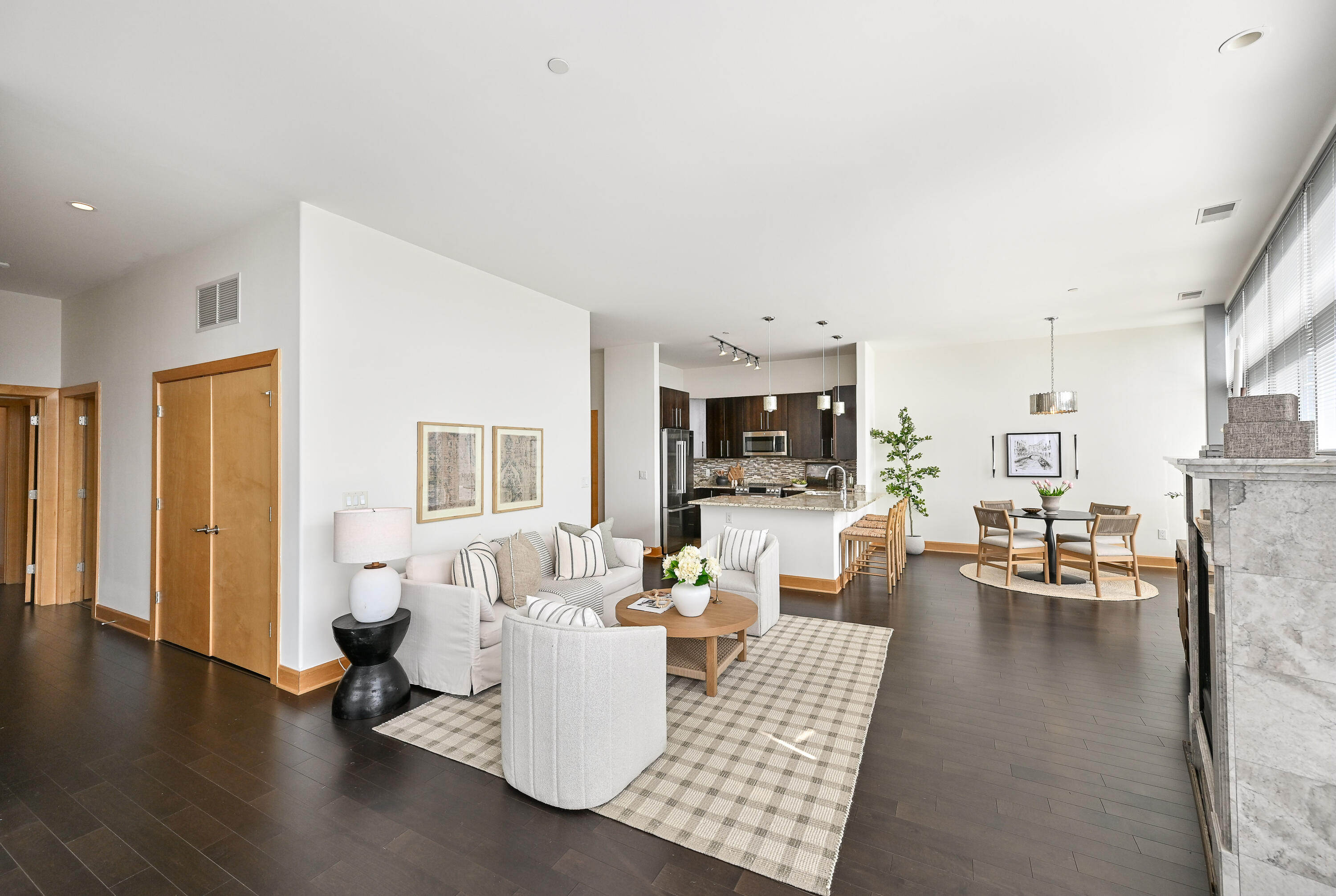 1111 N Marshall St, 501