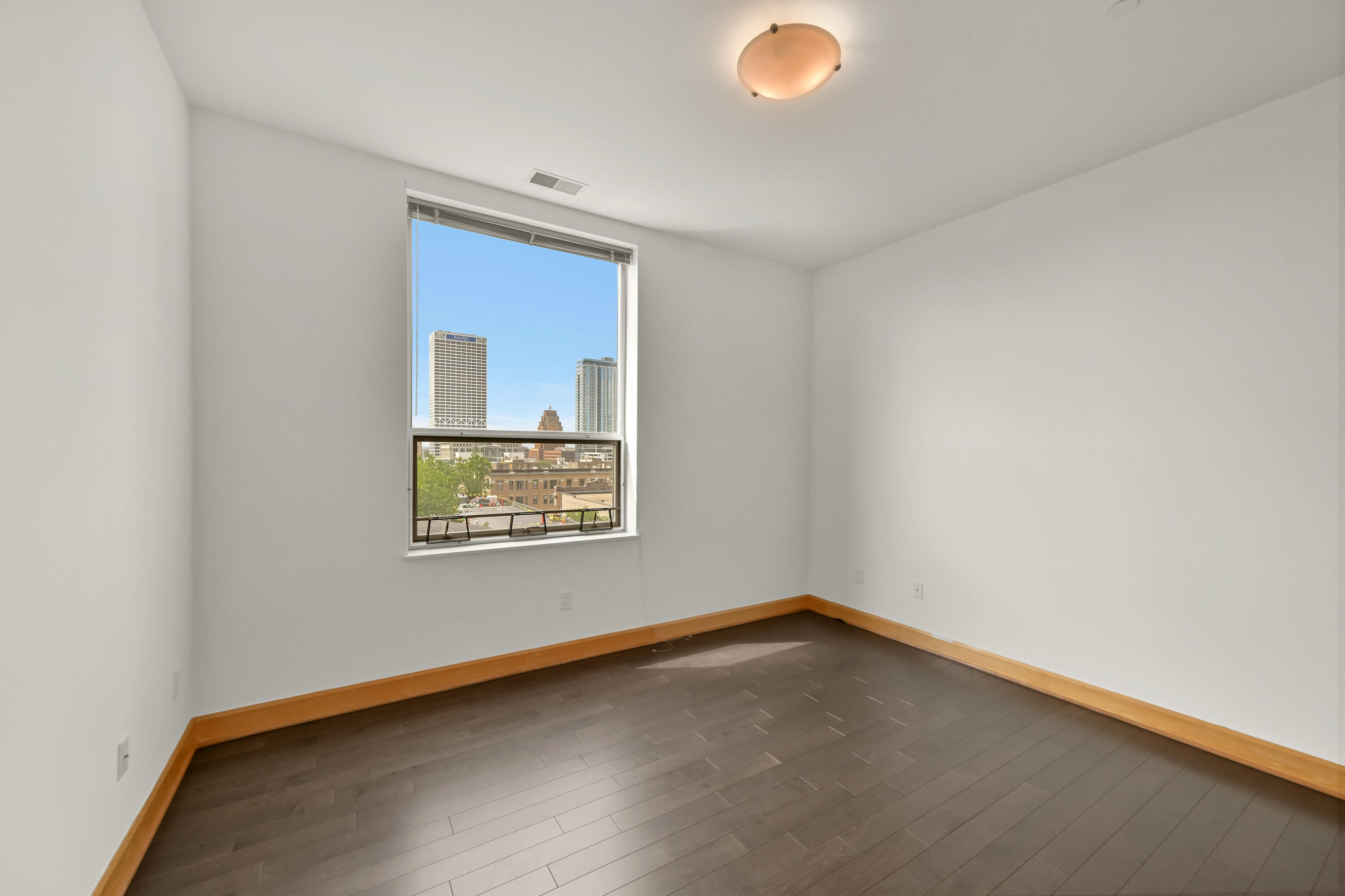 1111 N Marshall St, 501