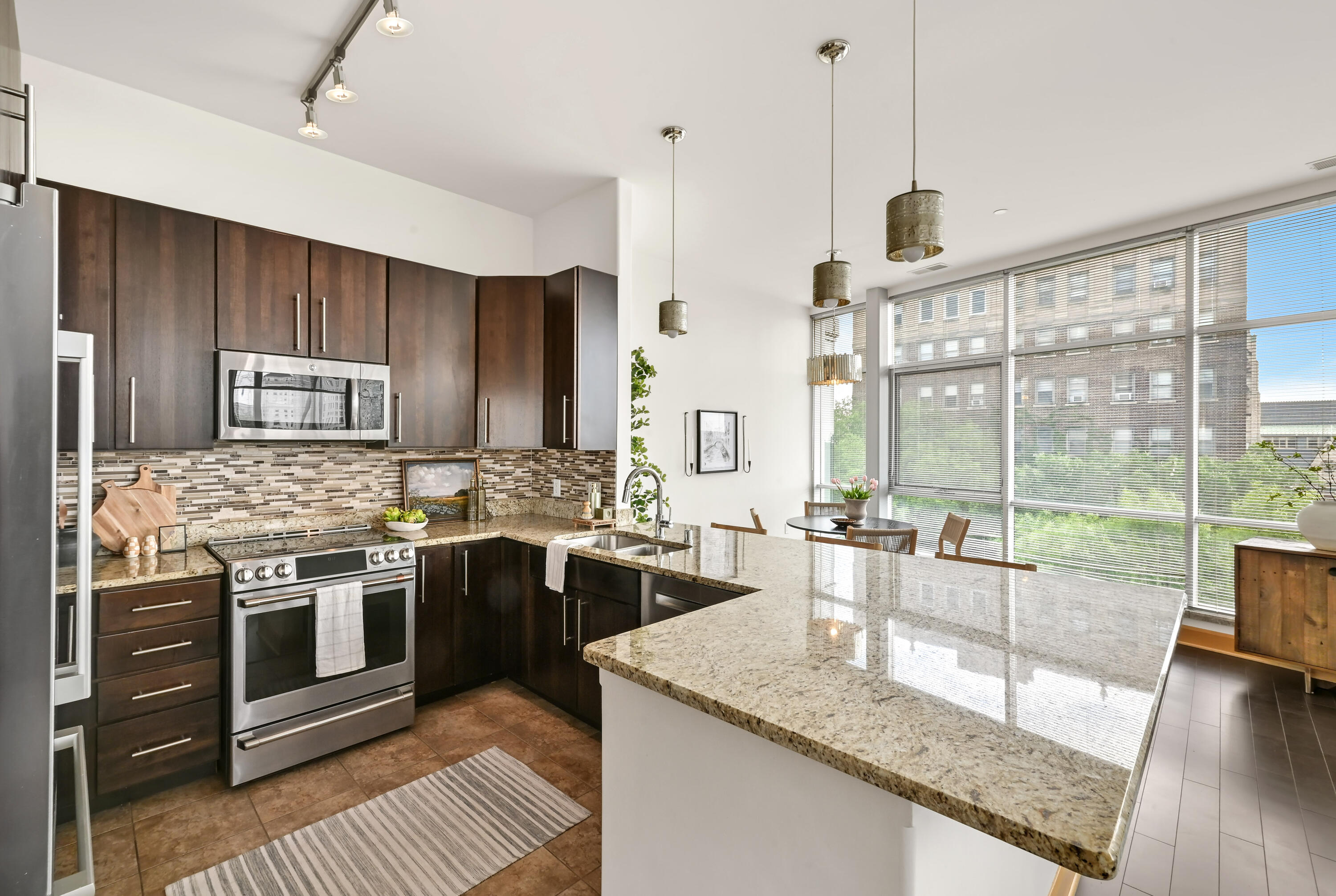 1111 N Marshall St, 501