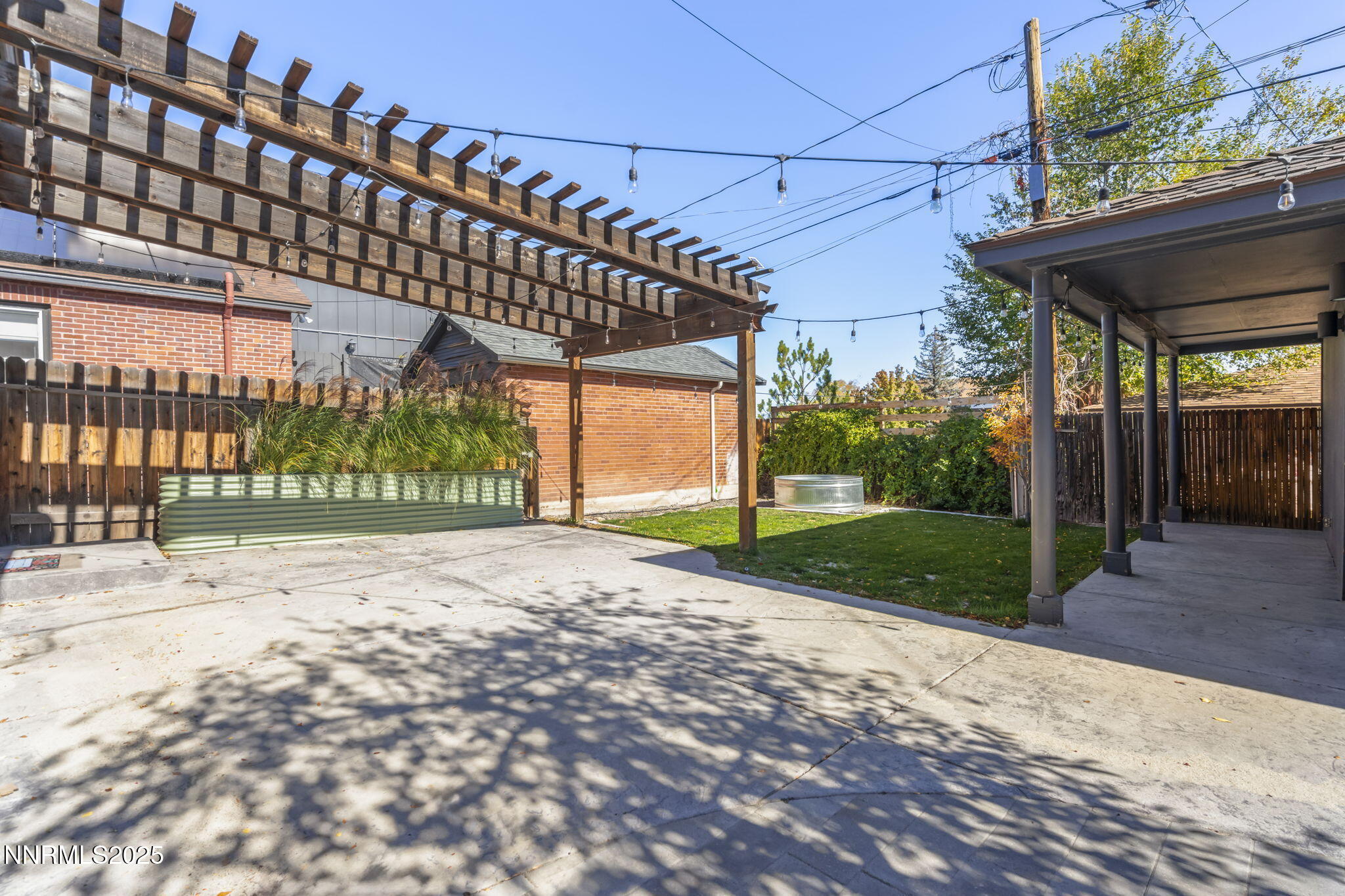 1114 S Arlington Avenue