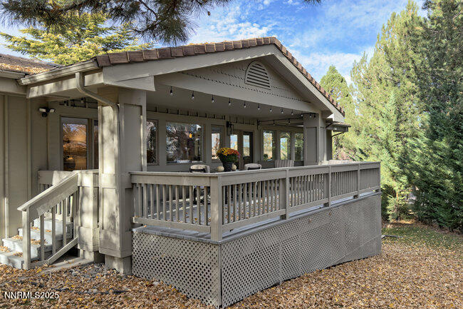 2522 Lake Ridge Shores Circle