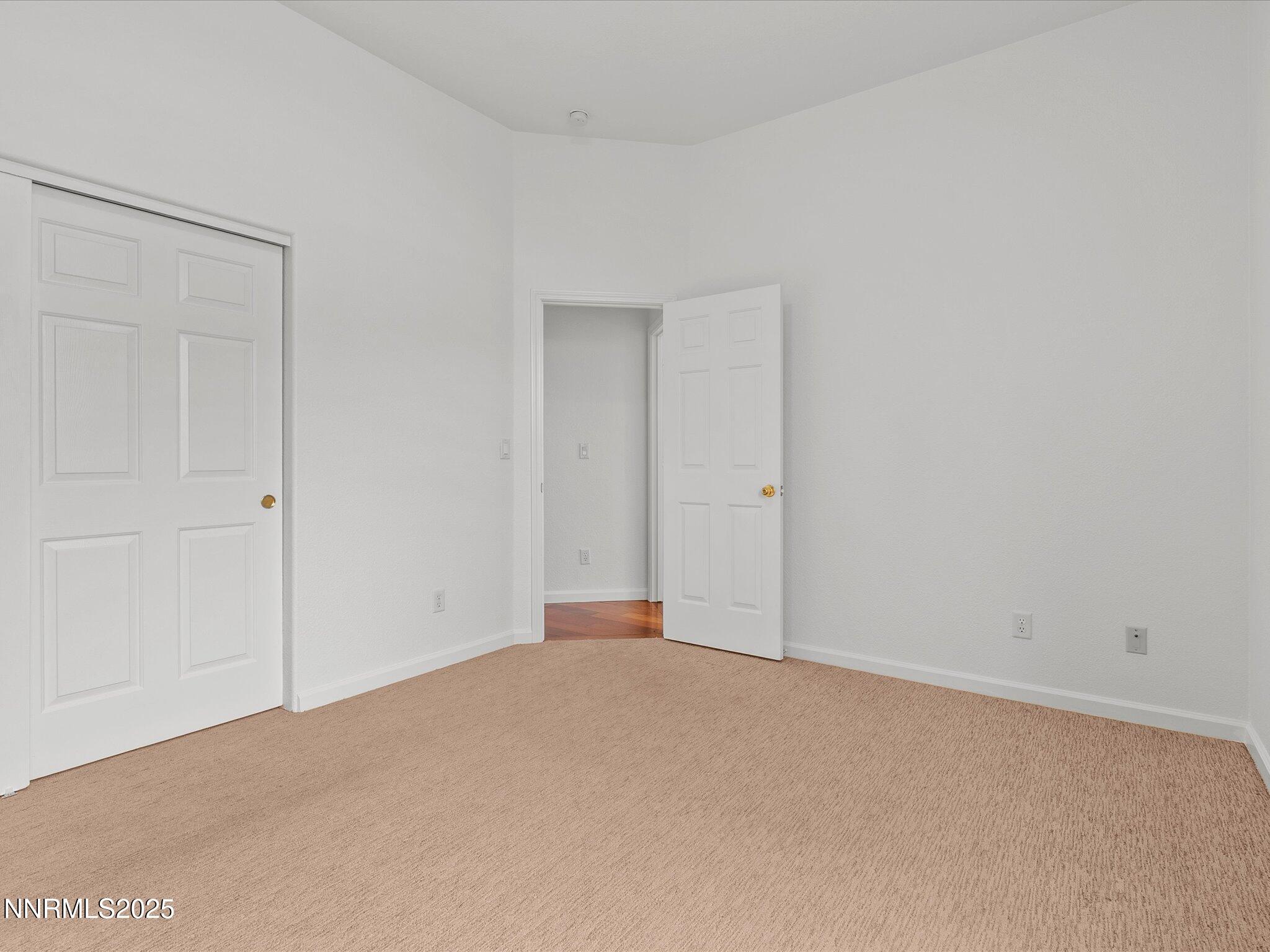 1300 N Foxglen Court