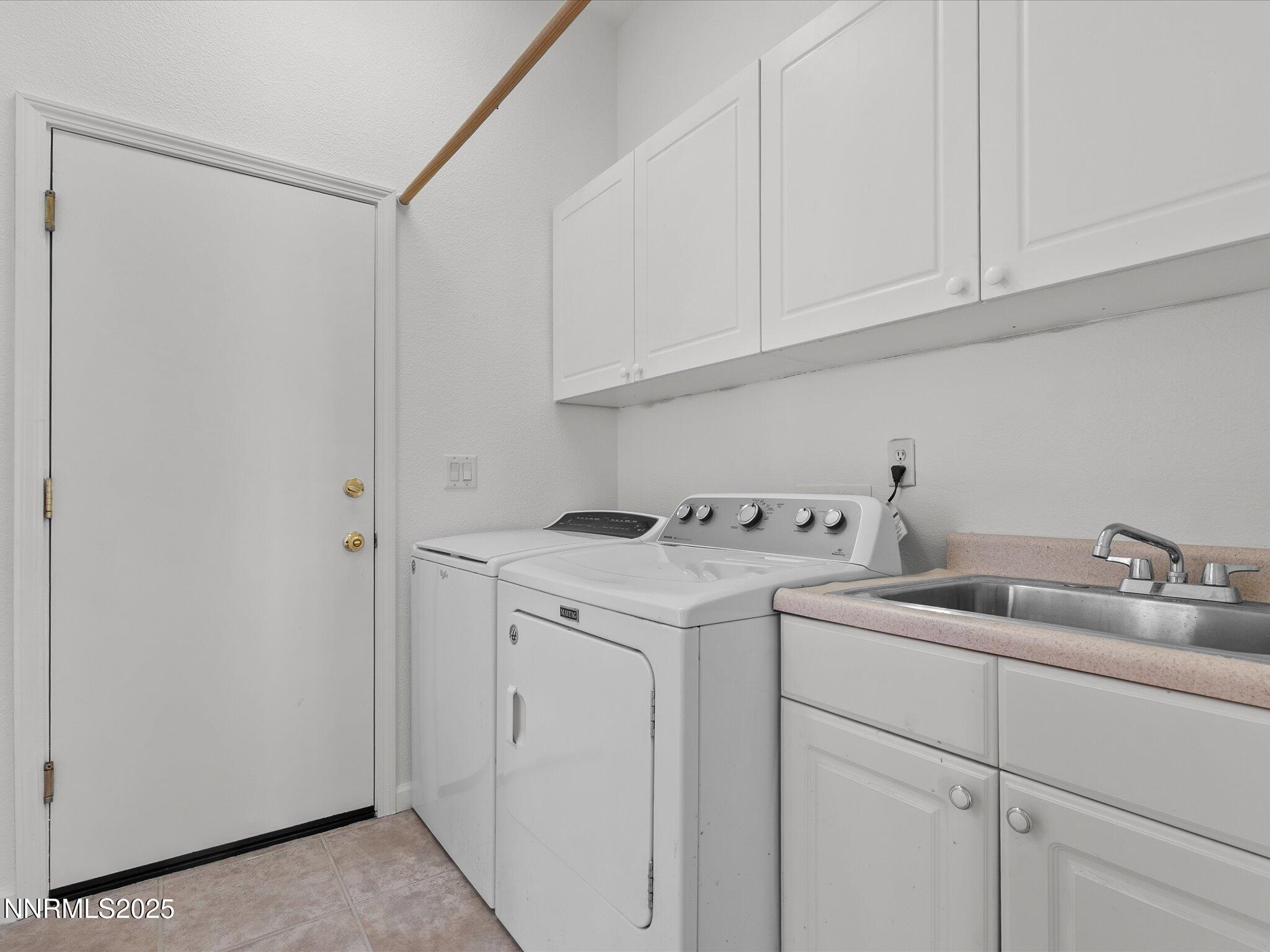 1300 N Foxglen Court