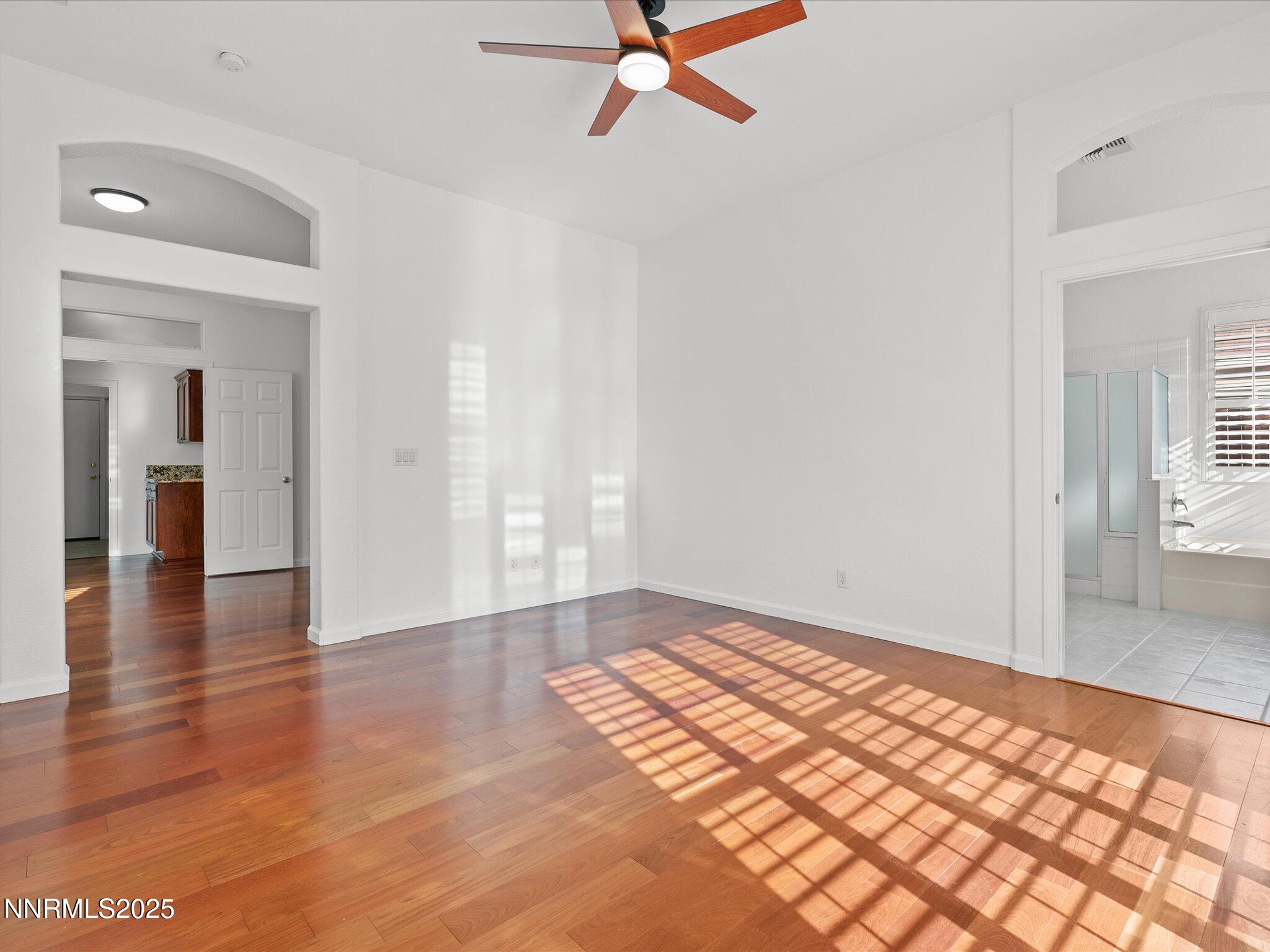 1300 N Foxglen Court