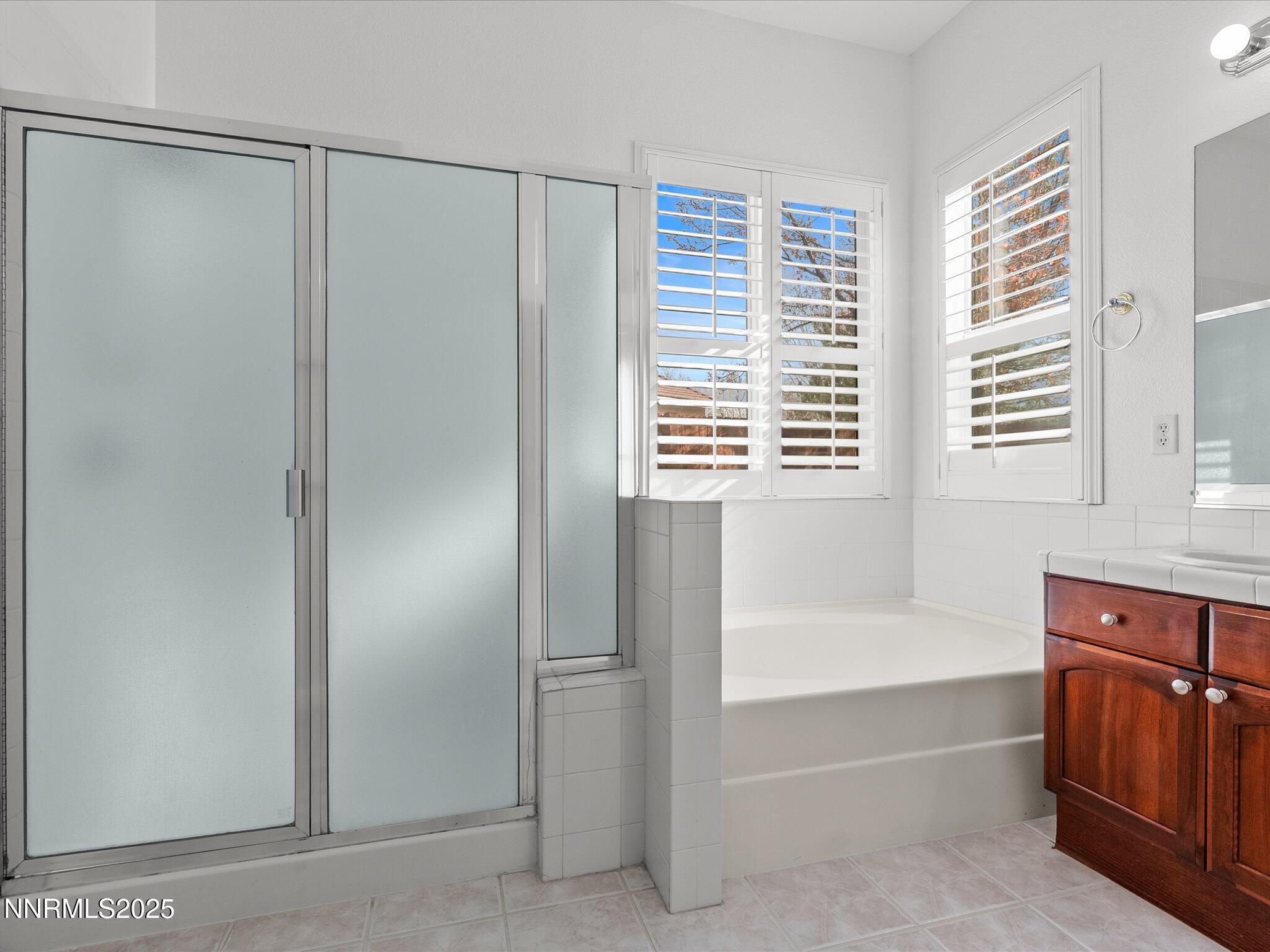 1300 N Foxglen Court