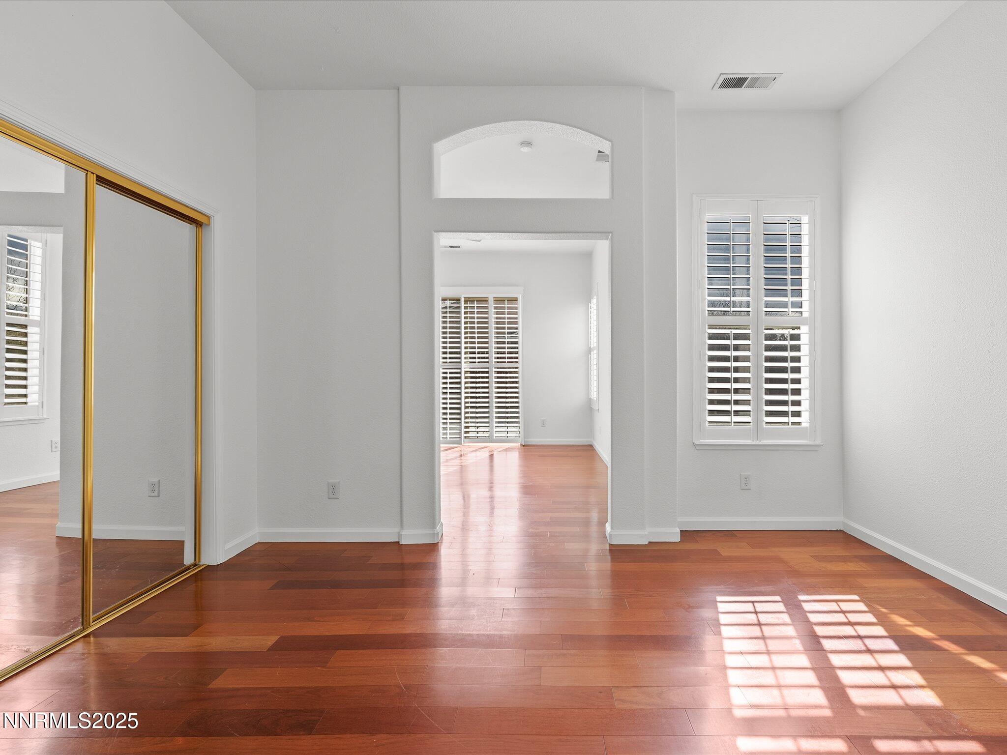 1300 N Foxglen Court