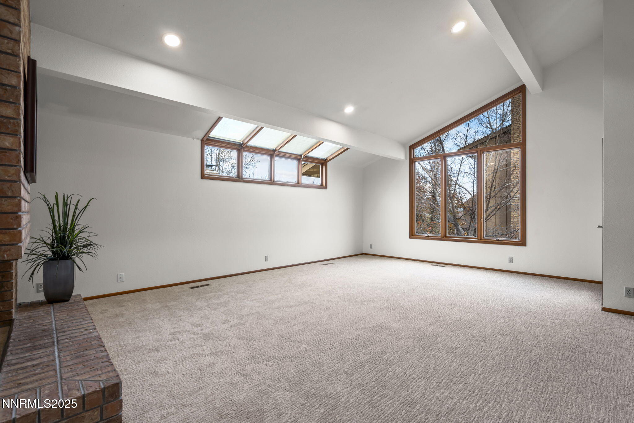 1443 Copper Point Circle