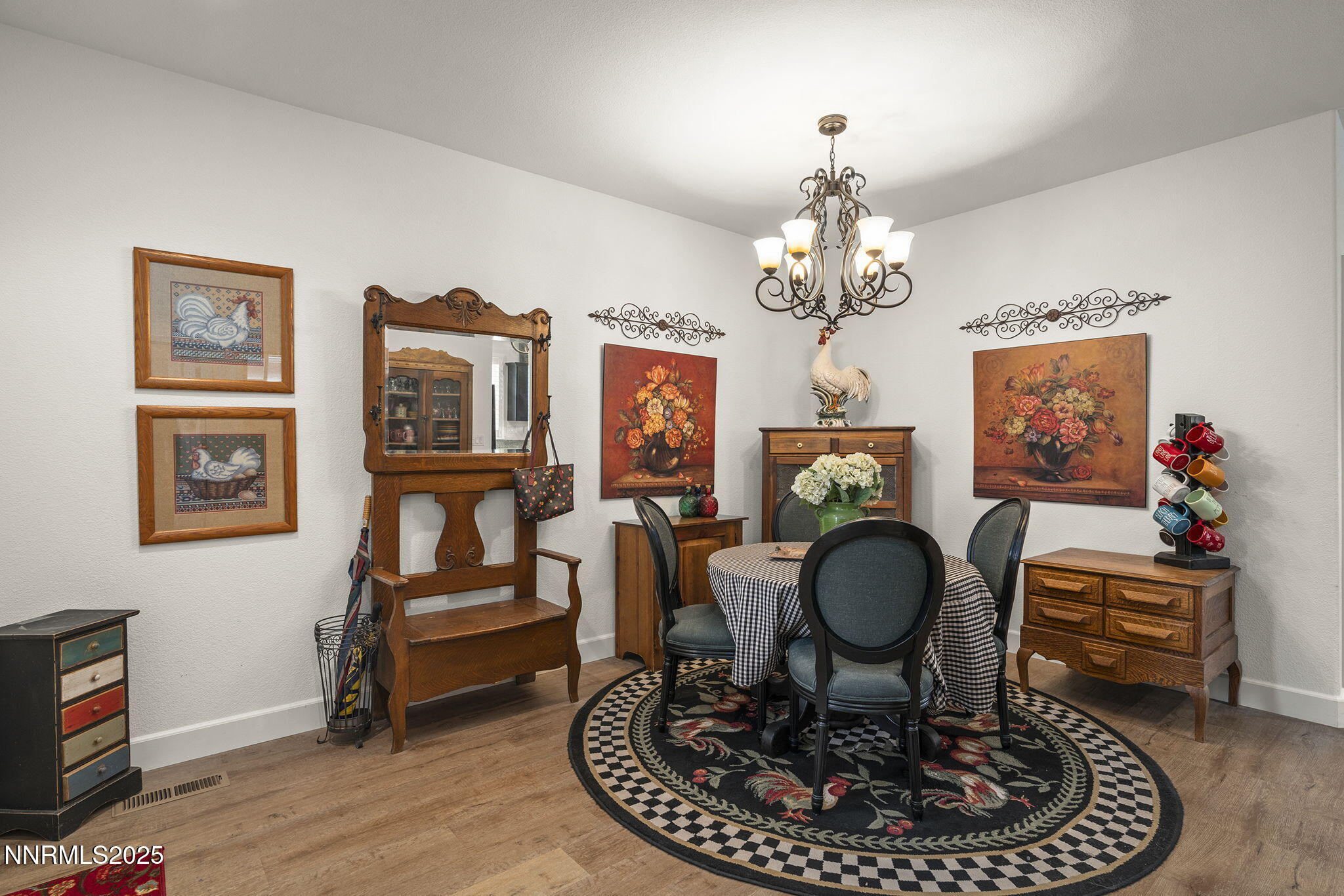 985 Floral Ridge Way