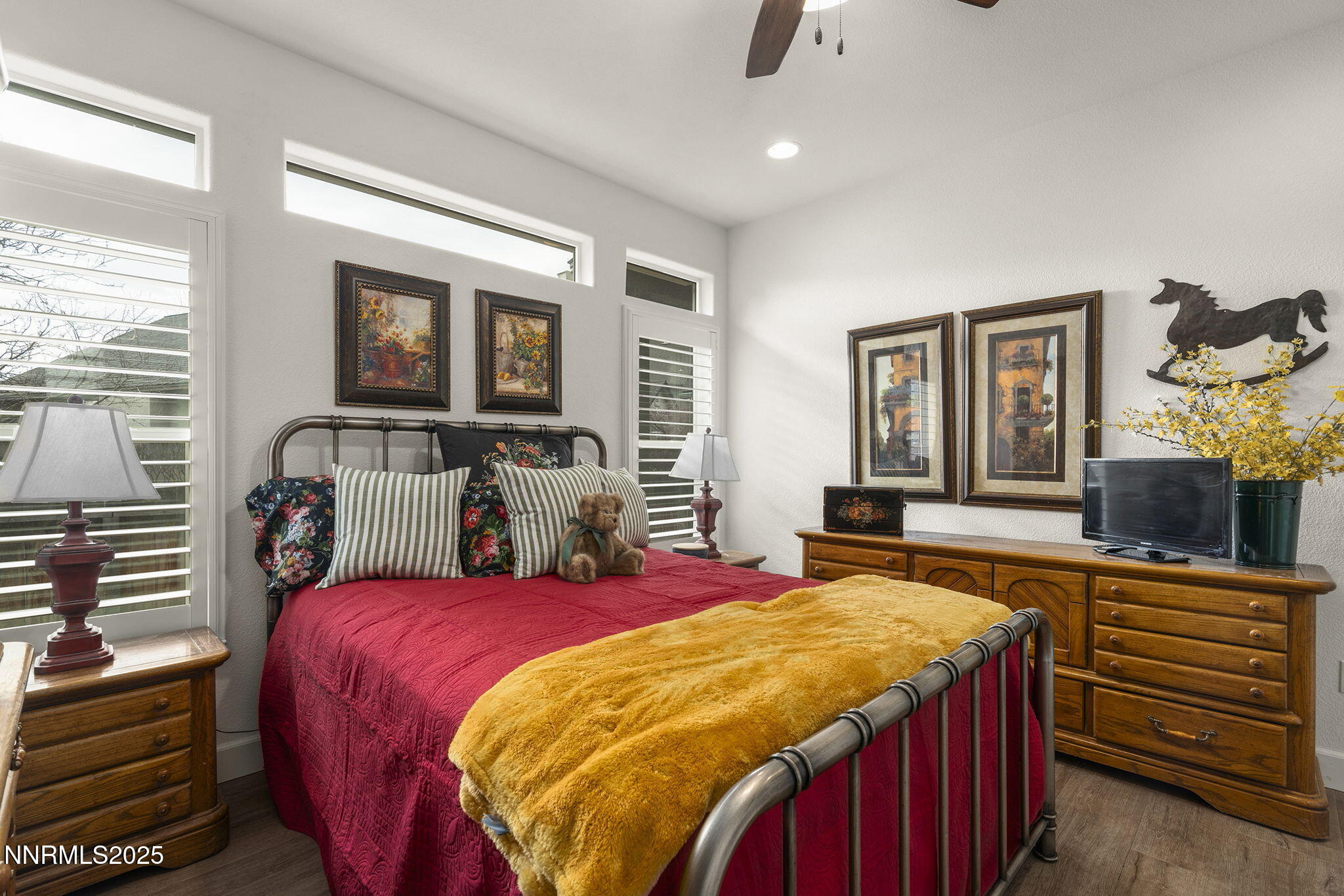 985 Floral Ridge Way